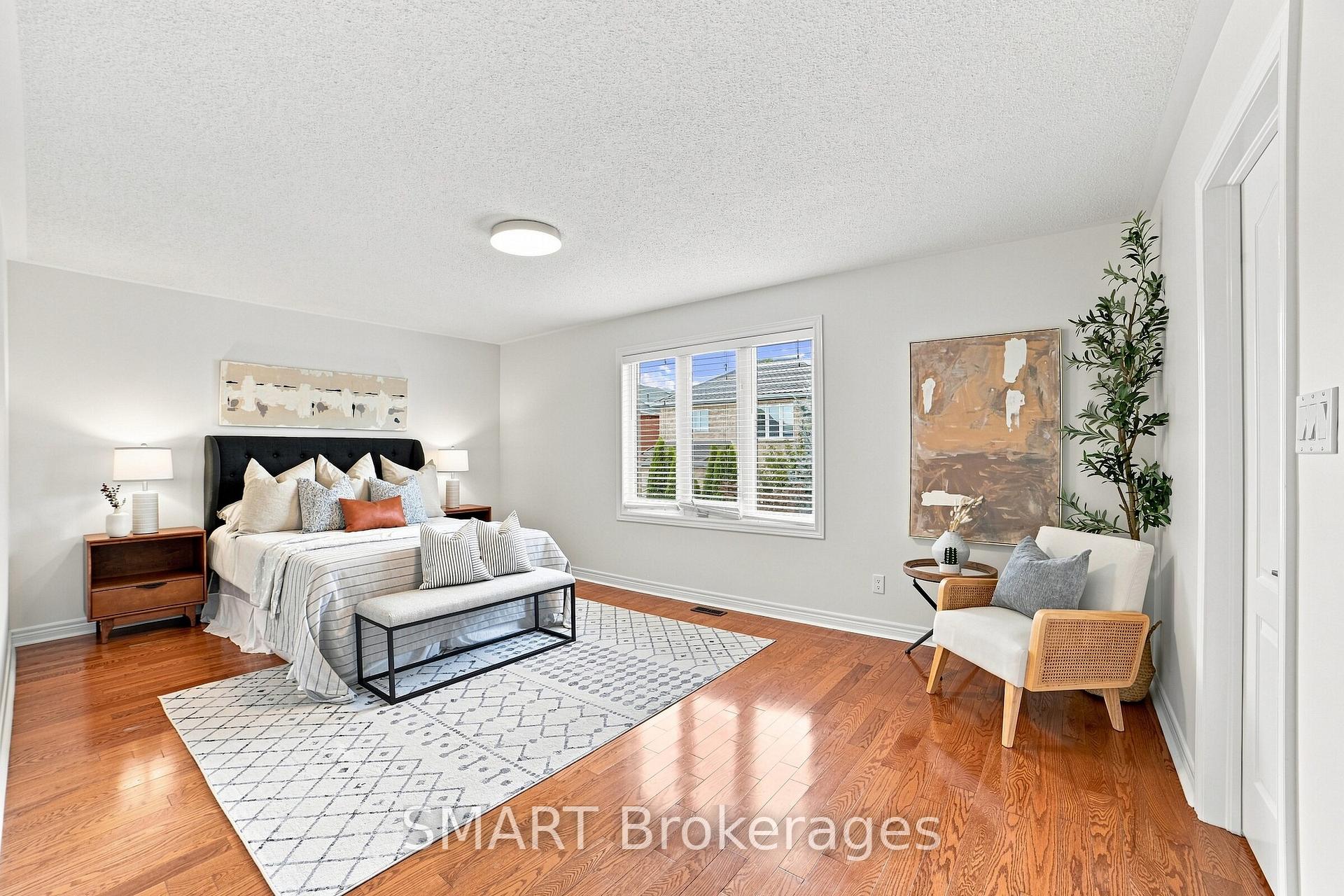 Photo 13 of 96 Capera Drive, Vaughan, Vellore Village — HOMEH