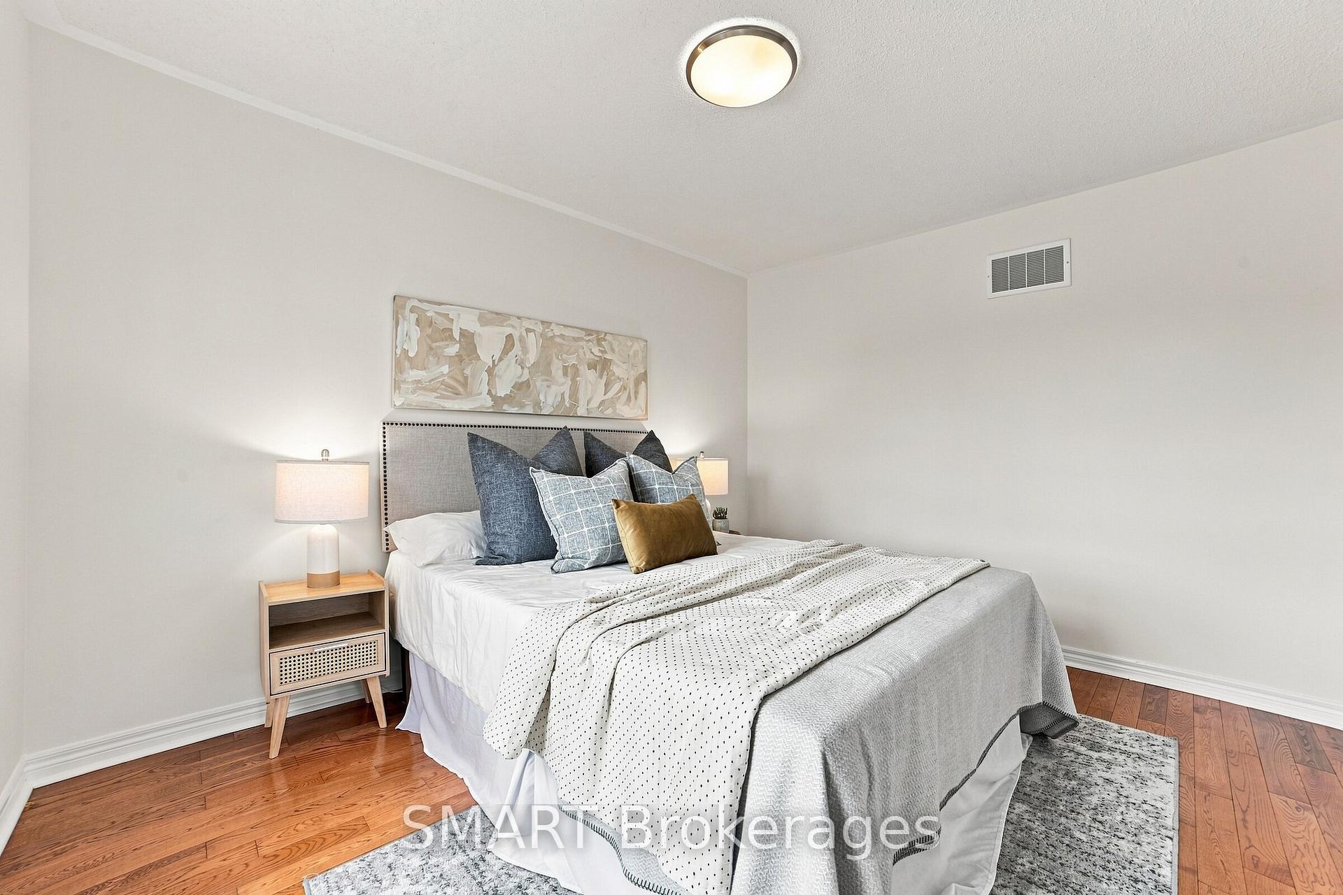 Photo 17 of 96 Capera Drive, Vaughan, Vellore Village — HOMEH