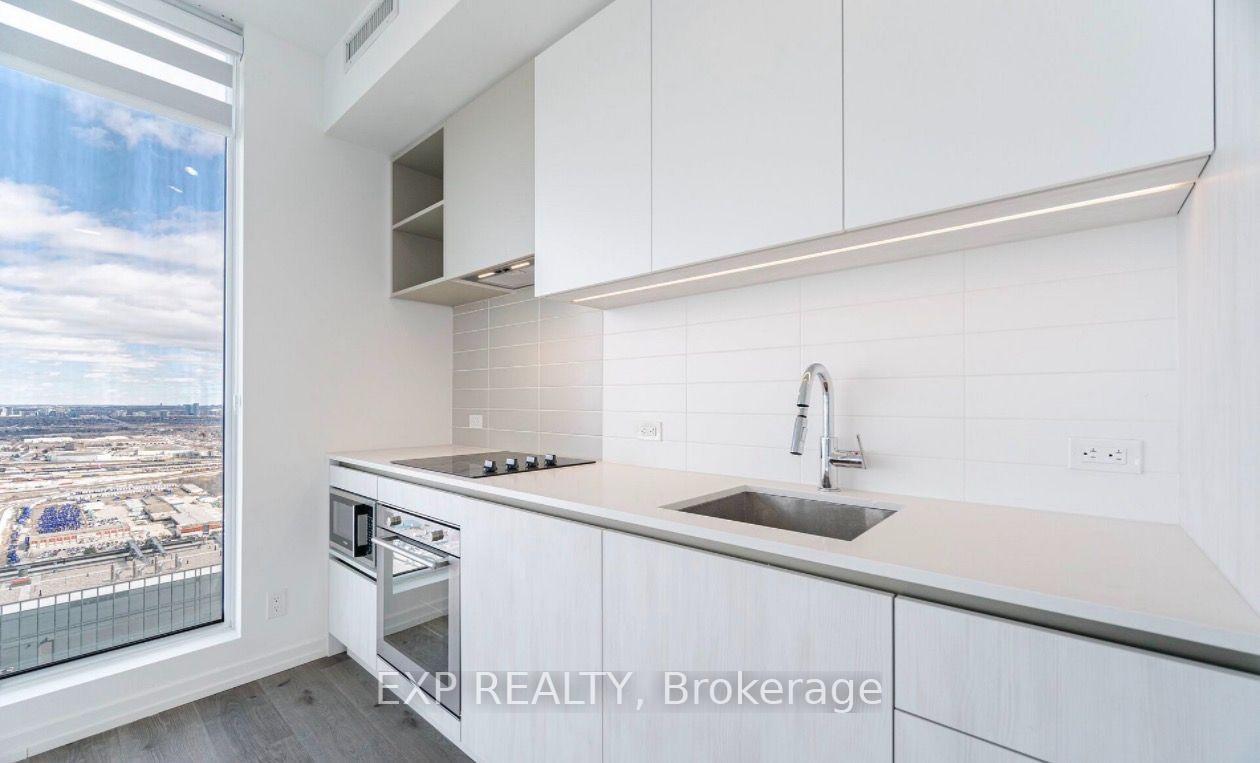Photo 9 of Unit 4909, 7890 Jane Street, Vaughan, Vaughan Corporate Centre — HOMEH