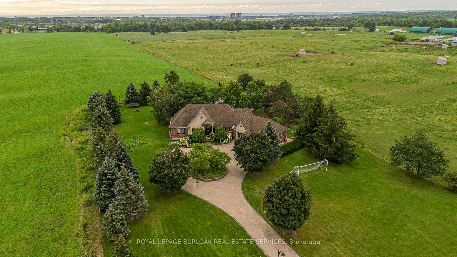 Photo 45 of 5200 2 Side Road, Burlington, Rural Burlington — HOMEH