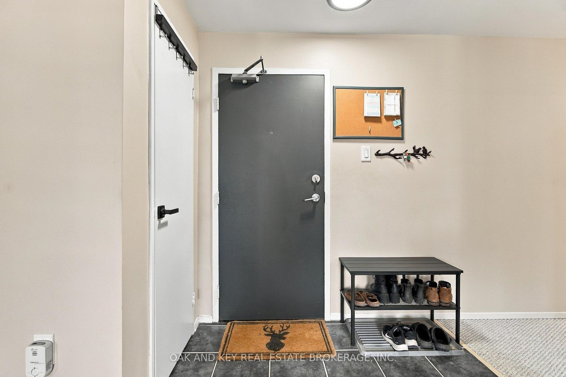 Photo 9 of Unit 302, 931 Wonderland Road S, London, South M — HOMEH