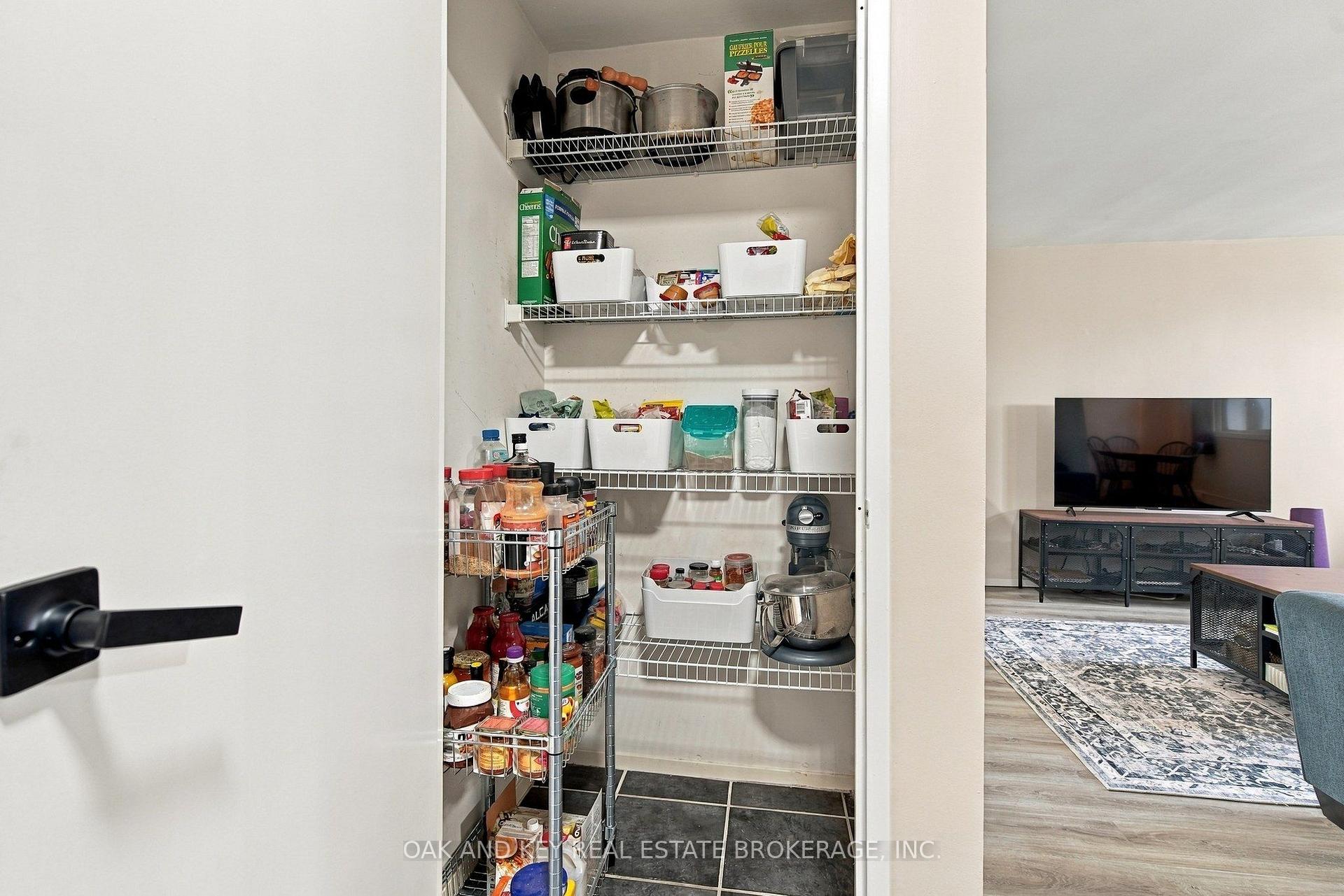 Photo 22 of Unit 302, 931 Wonderland Road S, London, South M — HOMEH