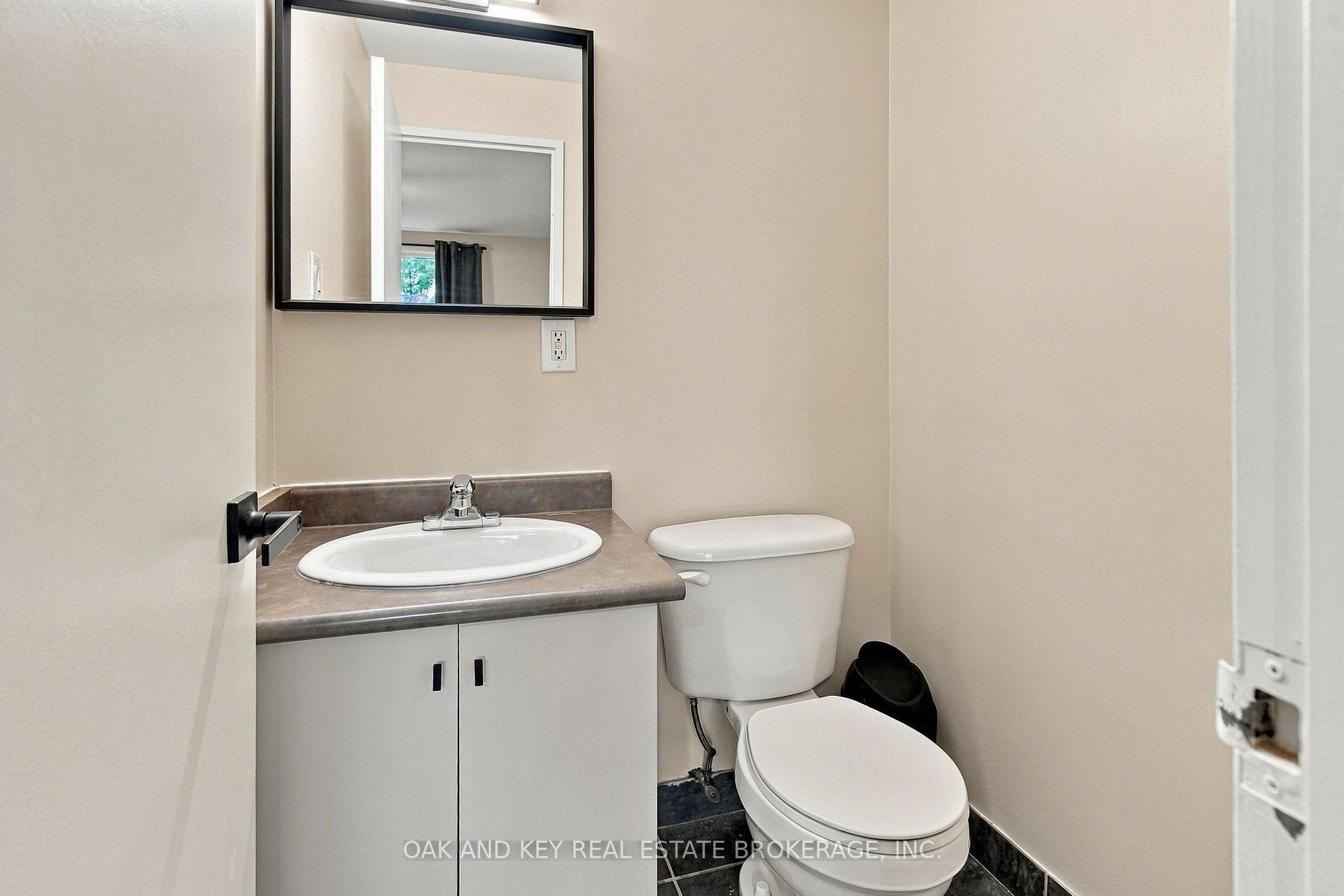 Photo 25 of Unit 302, 931 Wonderland Road S, London, South M — HOMEH