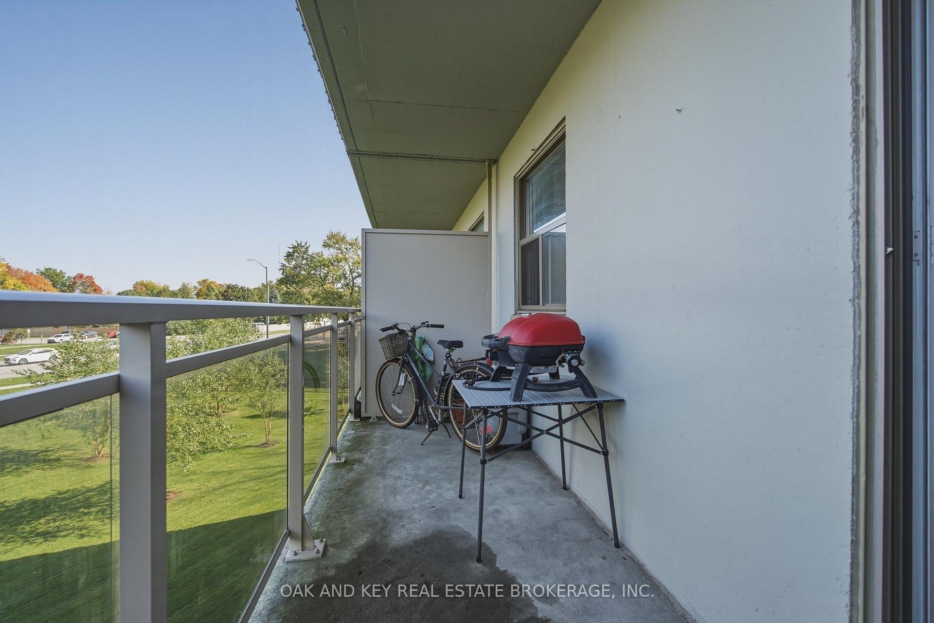 Photo 30 of Unit 302, 931 Wonderland Road S, London, South M — HOMEH