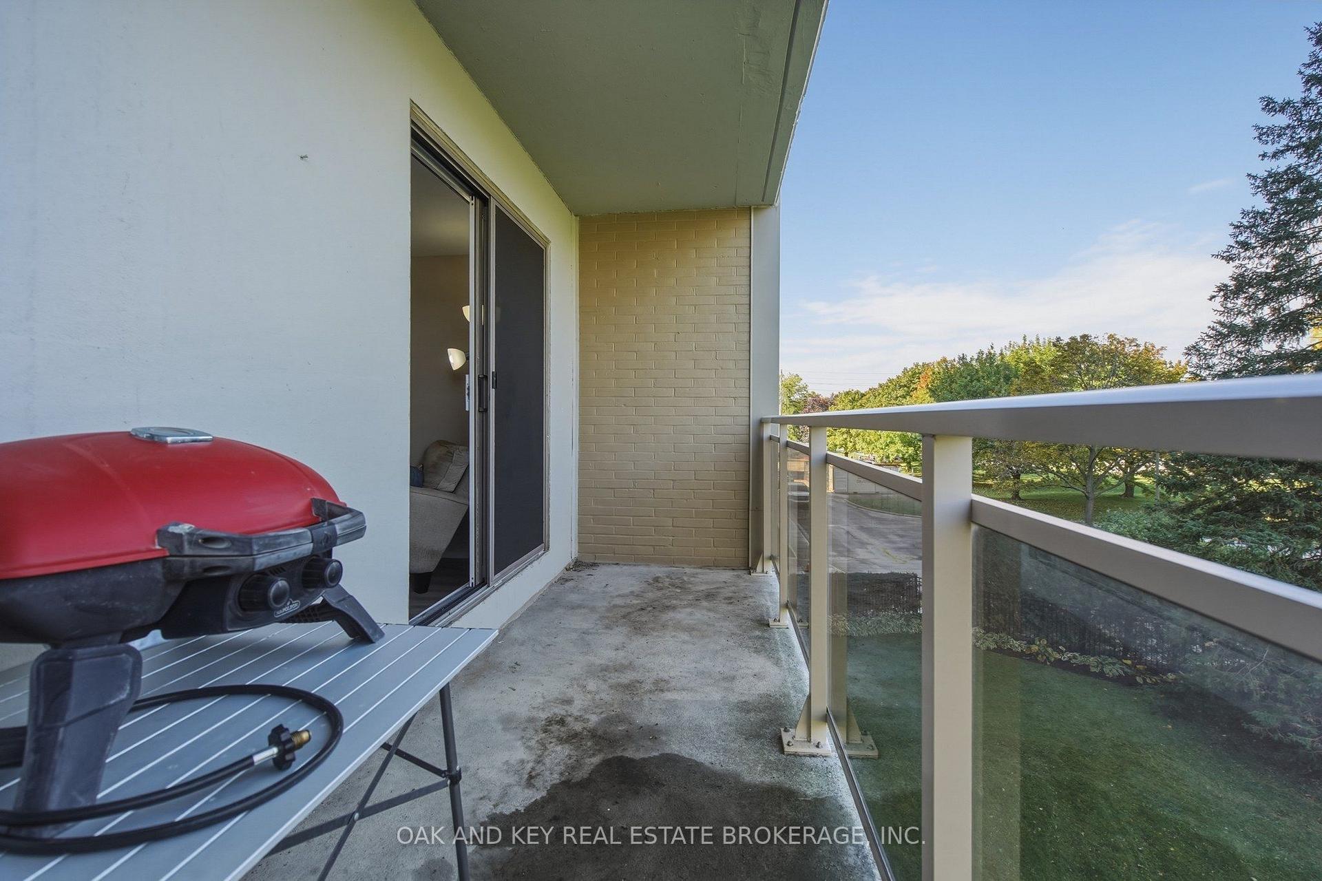 Photo 31 of Unit 302, 931 Wonderland Road S, London, South M — HOMEH