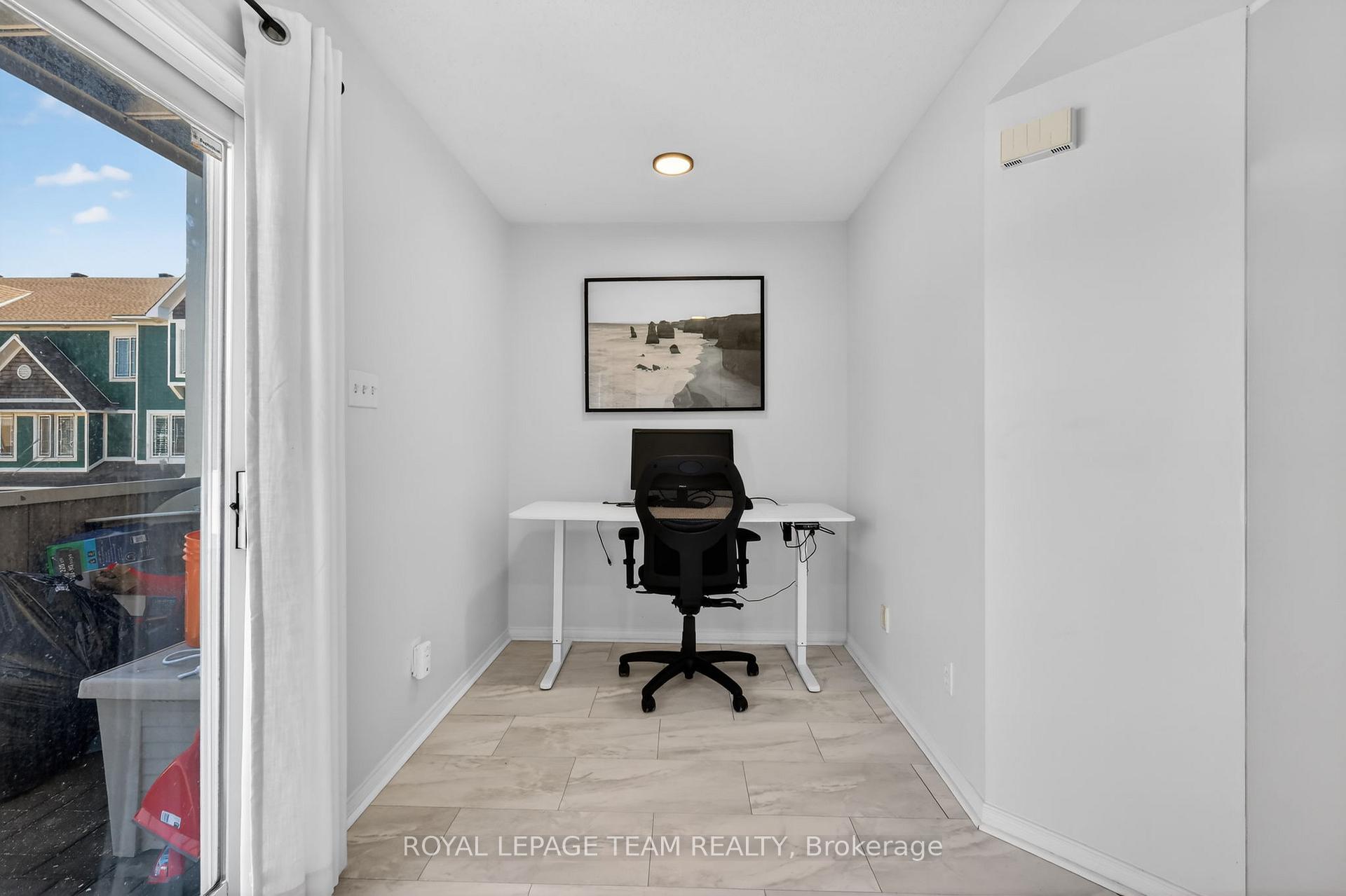 Photo 19 of Unit 13, 424 Hillsboro Private, Ottawa, Kanata - Emerald Meadows/Trailwest — HOMEH