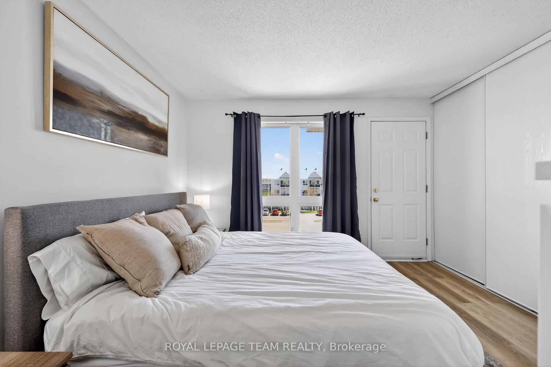 Photo 22 of Unit 13, 424 Hillsboro Private, Ottawa, Kanata - Emerald Meadows/Trailwest — HOMEH