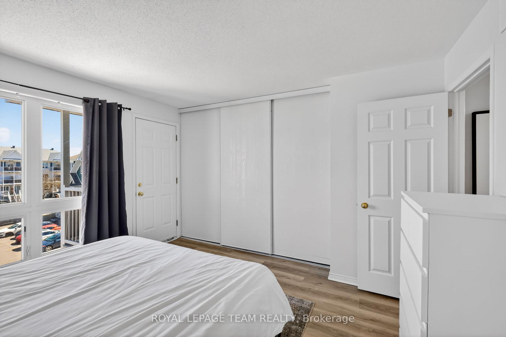 Photo 23 of Unit 13, 424 Hillsboro Private, Ottawa, Kanata - Emerald Meadows/Trailwest — HOMEH