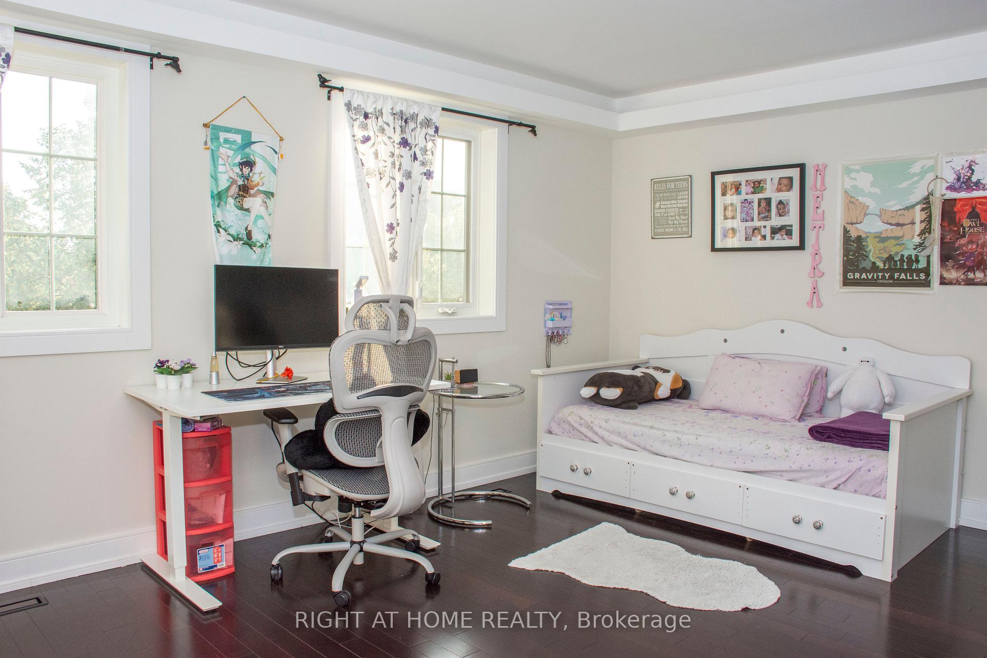 Photo 16 of 24 Aristotle Drive E, Richmond Hill, Devonsleigh — HOMEH