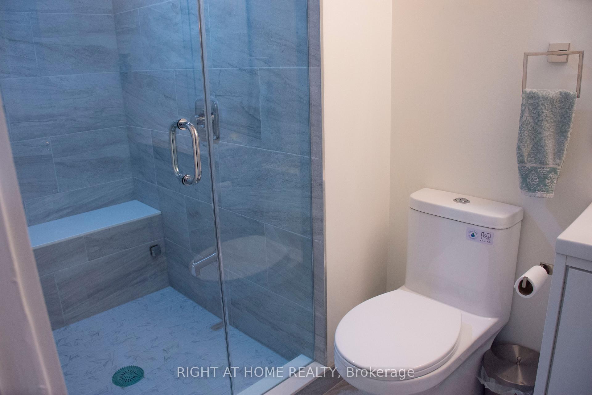 Photo 26 of 24 Aristotle Drive E, Richmond Hill, Devonsleigh — HOMEH