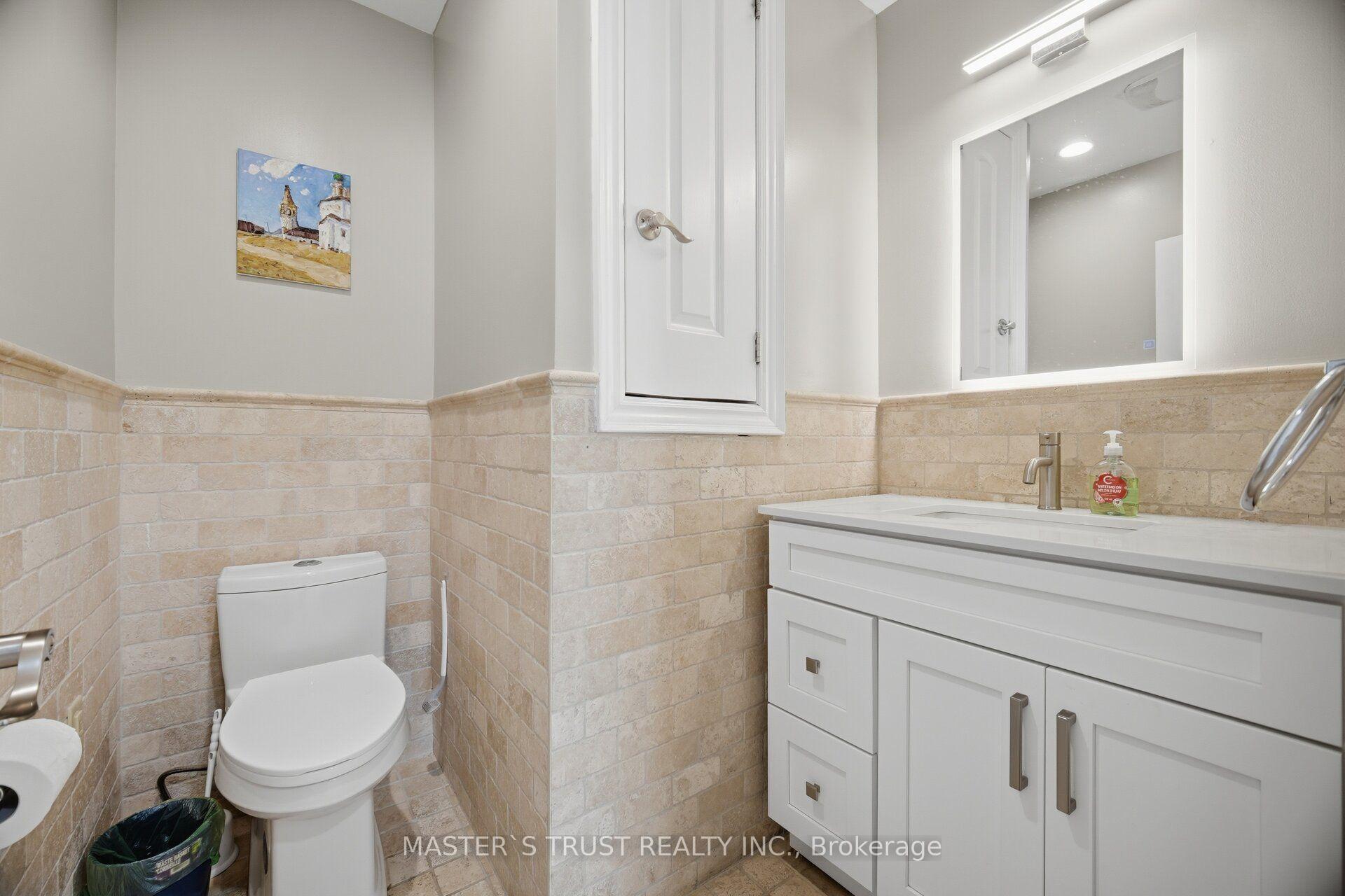 Photo 12 of 412 Sandmere Place, Oakville, West — HOMEH
