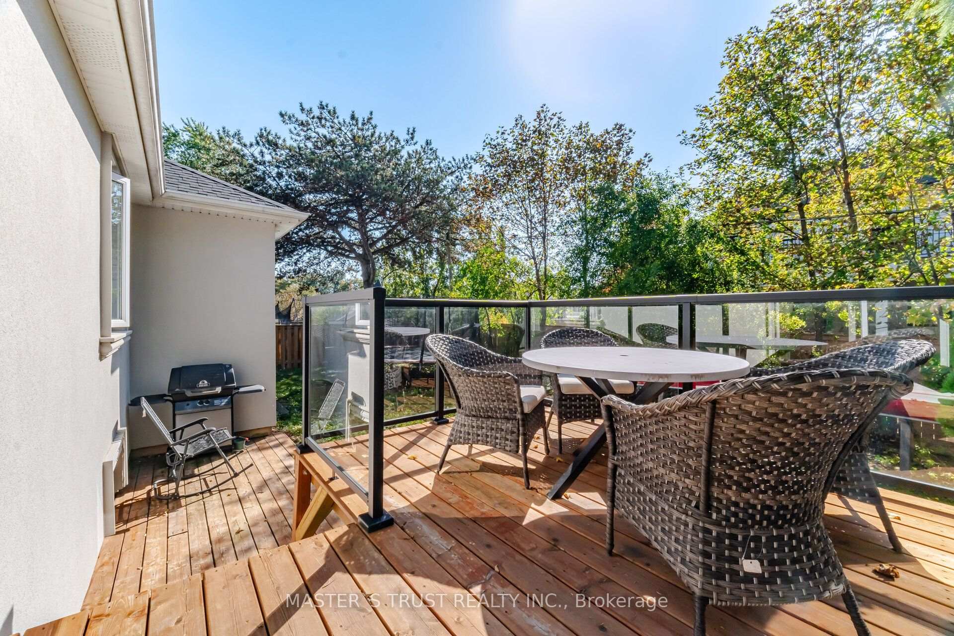 Photo 32 of 412 Sandmere Place, Oakville, West — HOMEH