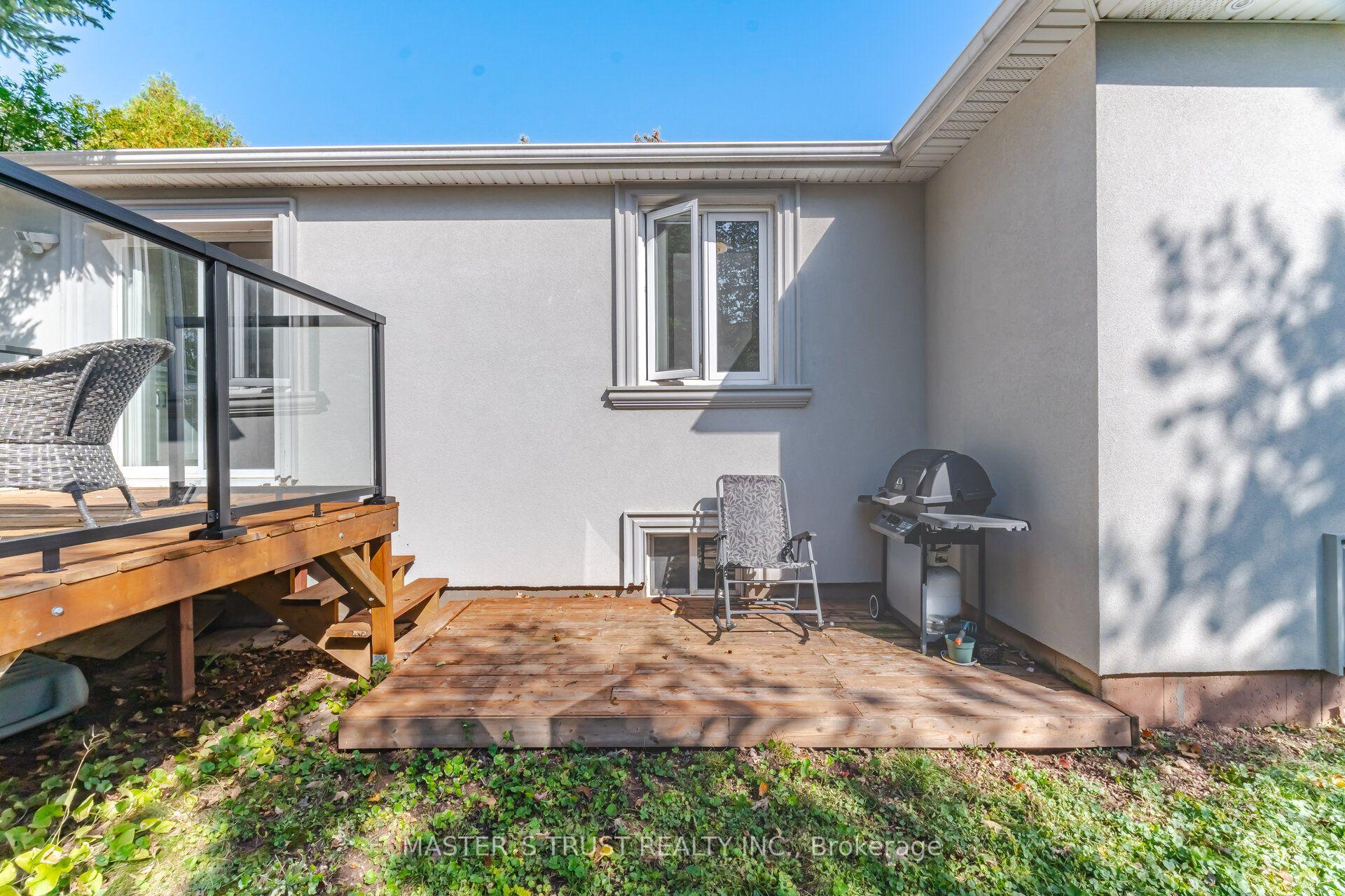 Photo 33 of 412 Sandmere Place, Oakville, West — HOMEH