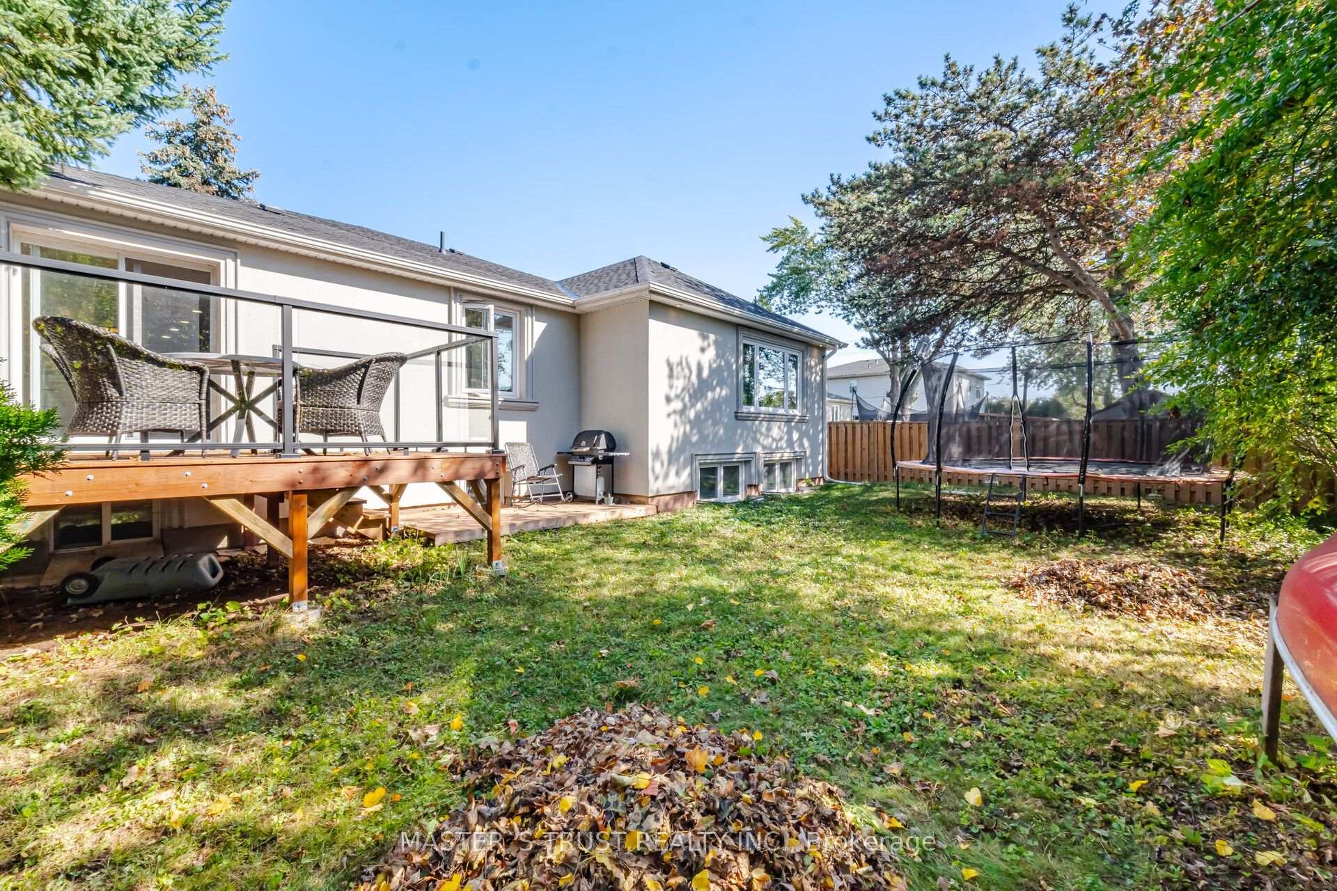 Photo 37 of 412 Sandmere Place, Oakville, West — HOMEH