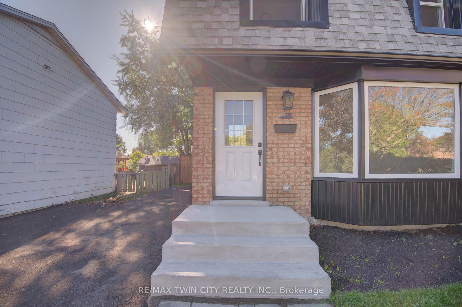 Photo 4 of 210 Ferguson Avenue, Cambridge, Greenway-Chaplin — HOMEH