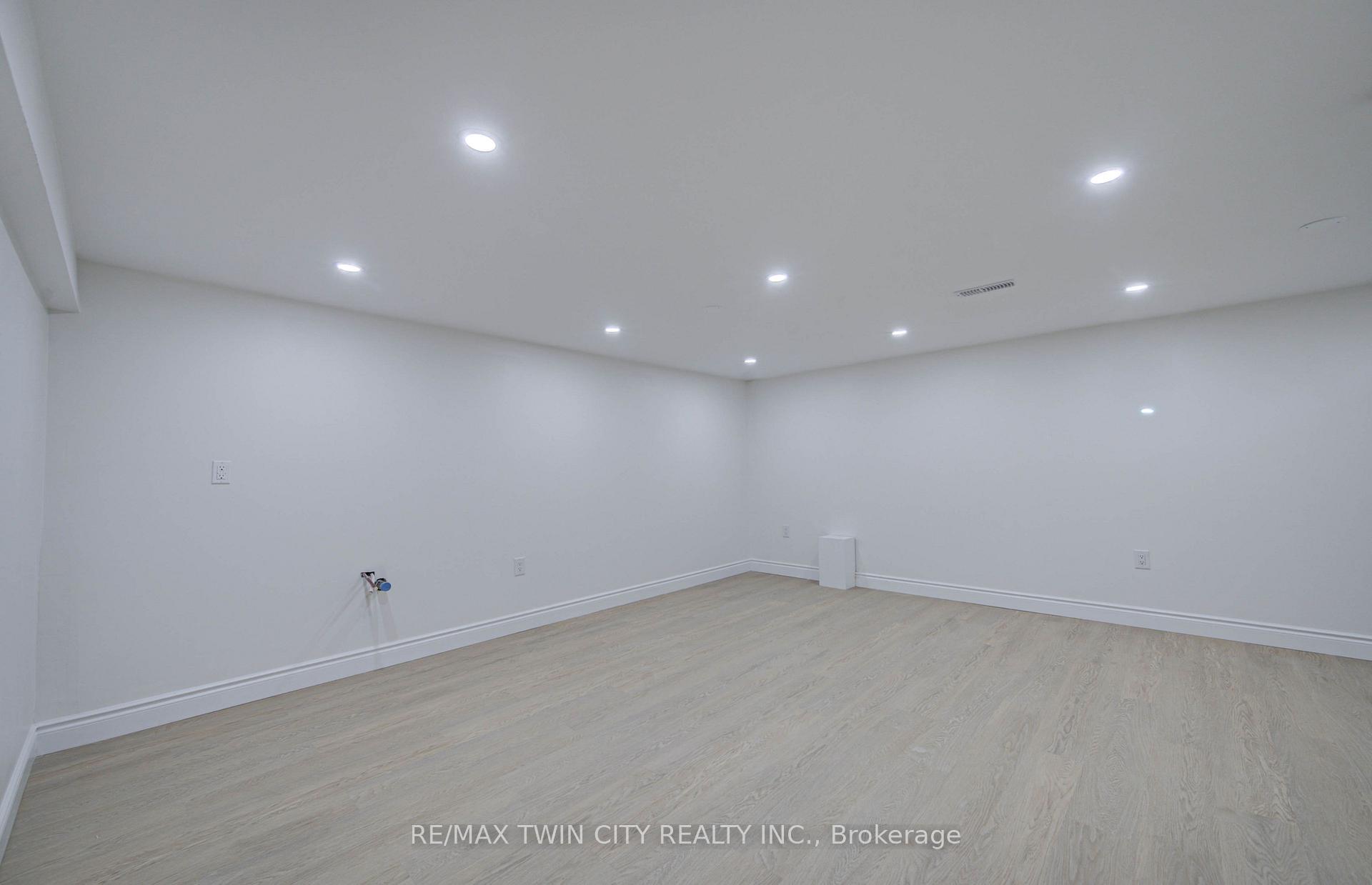 Photo 31 of 210 Ferguson Avenue, Cambridge, Greenway-Chaplin — HOMEH