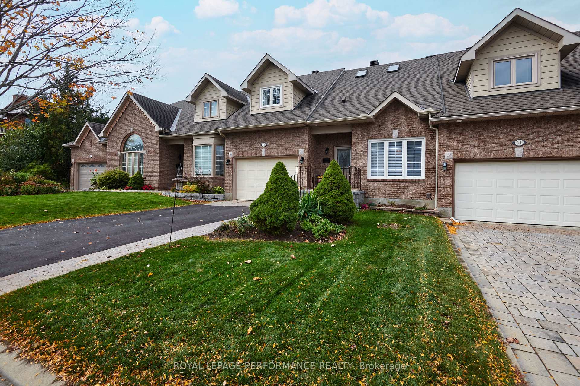 Photo 2 of 14 Windeyer Crescent, Ottawa, Kanata - Kanata Lakes/Heritage Hills — HOMEH