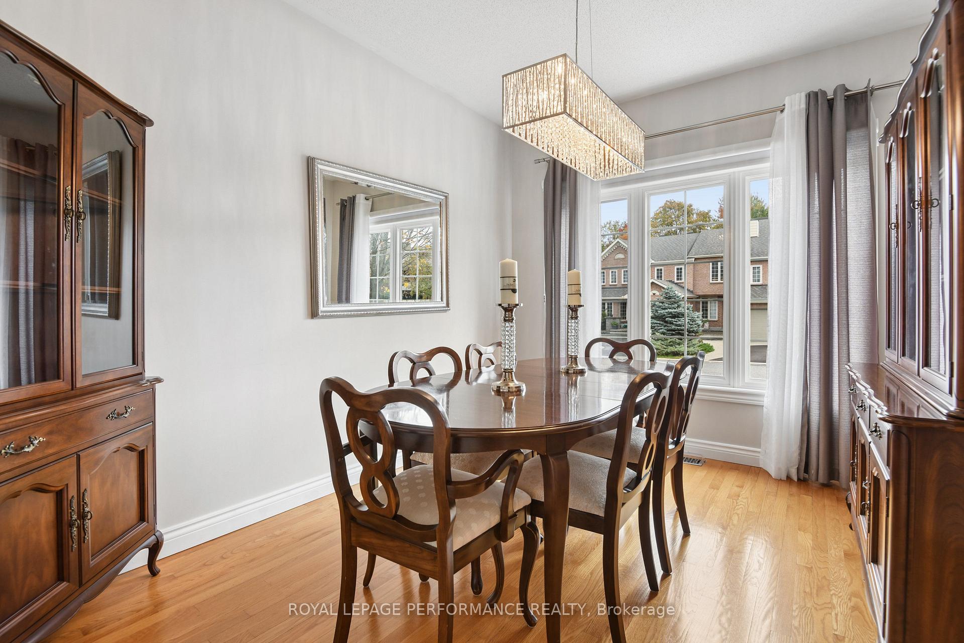 Photo 8 of 14 Windeyer Crescent, Ottawa, Kanata - Kanata Lakes/Heritage Hills — HOMEH