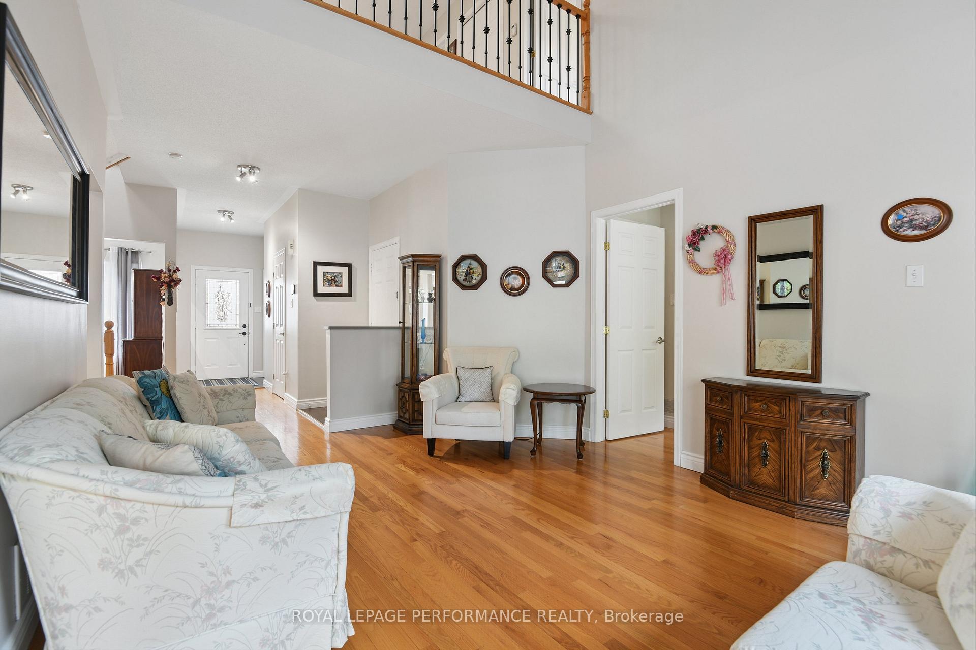 Photo 11 of 14 Windeyer Crescent, Ottawa, Kanata - Kanata Lakes/Heritage Hills — HOMEH