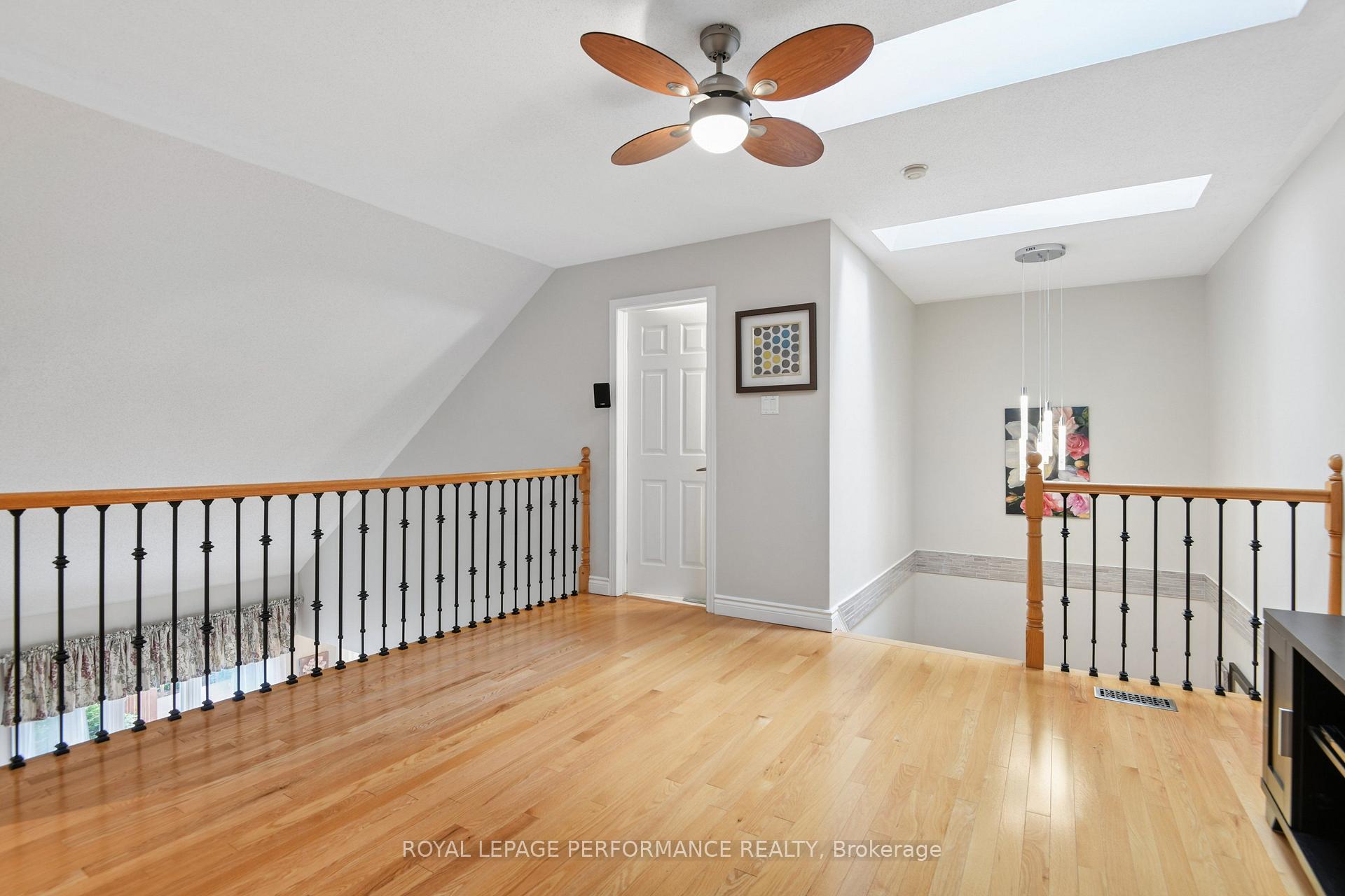 Photo 21 of 14 Windeyer Crescent, Ottawa, Kanata - Kanata Lakes/Heritage Hills — HOMEH