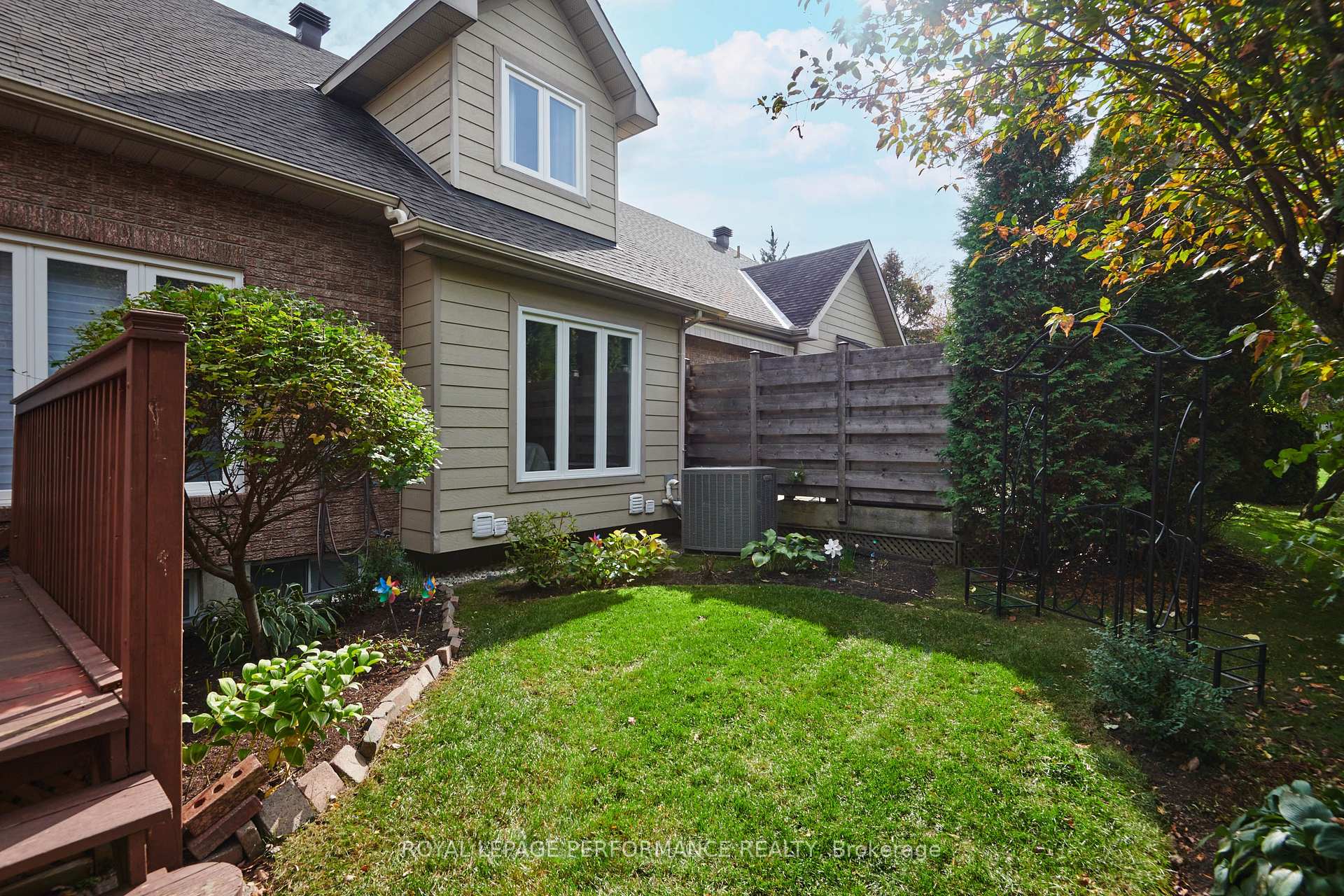 Photo 34 of 14 Windeyer Crescent, Ottawa, Kanata - Kanata Lakes/Heritage Hills — HOMEH