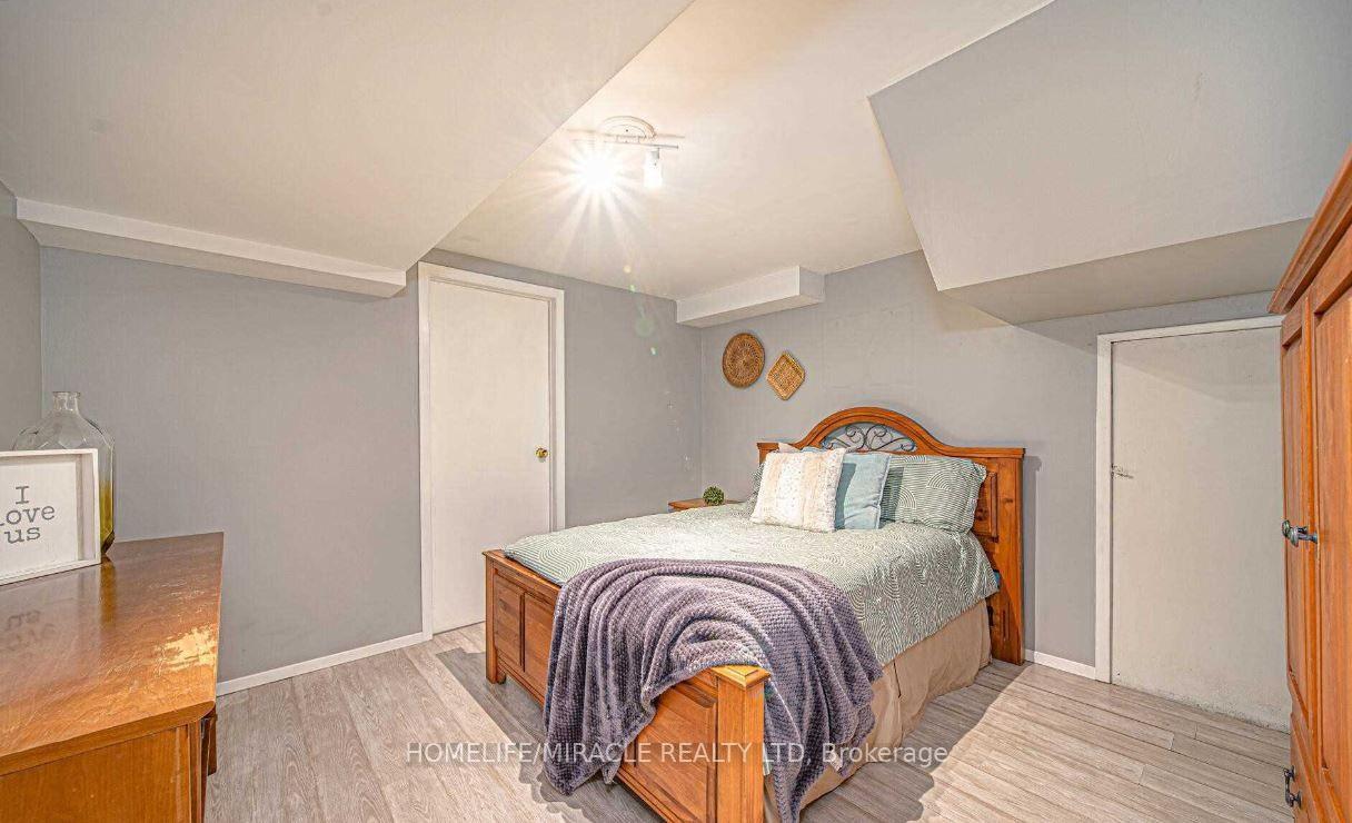 Photo 6 of Unit Basement, 454 Stevenson Road N, Oshawa, McLaughlin — HOMEH
