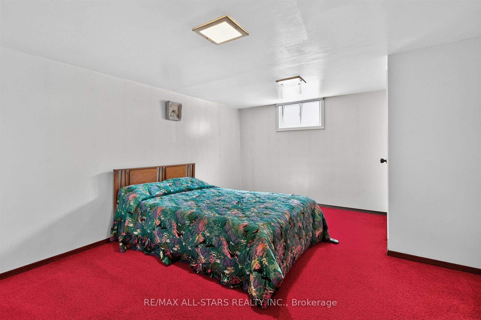 Photo 33 of 12 Adanac Drive, Scarborough, Cliffcrest — HOMEH