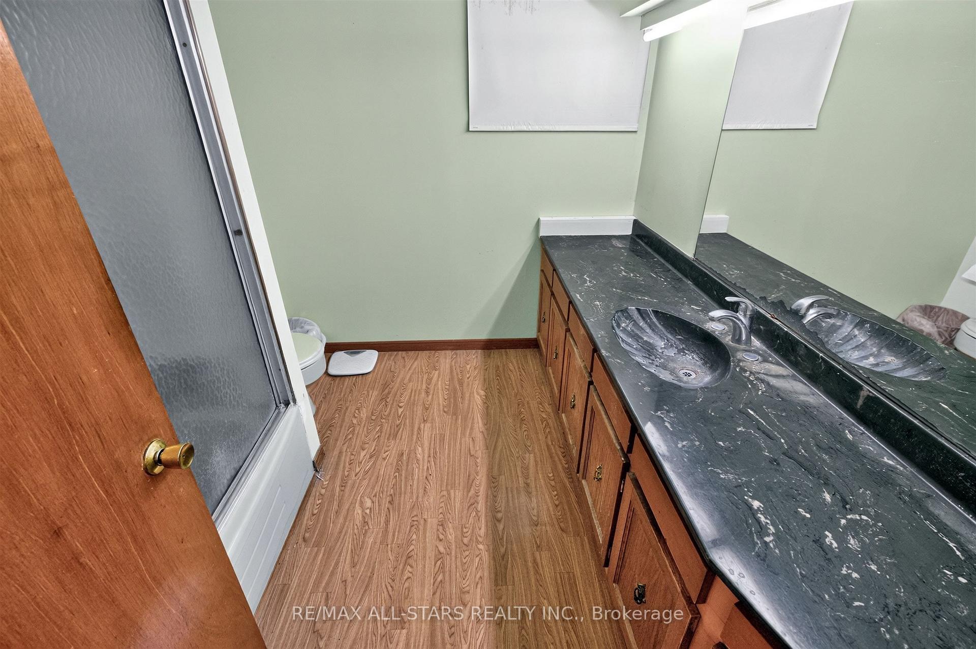 Photo 35 of 12 Adanac Drive, Scarborough, Cliffcrest — HOMEH
