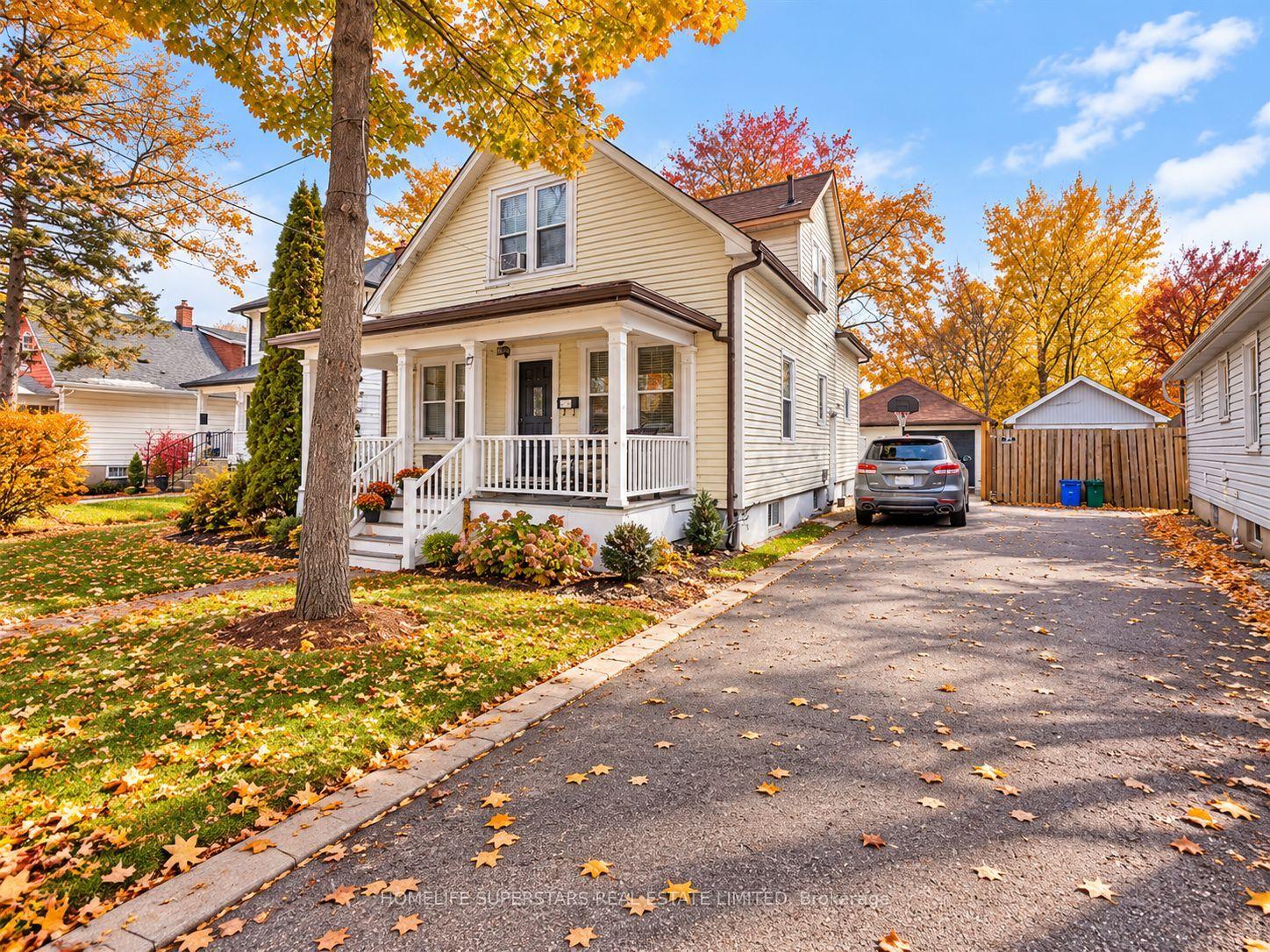 Photo 7 of 17 Manning Street, St. Catharines, E. Chester — HOMEH