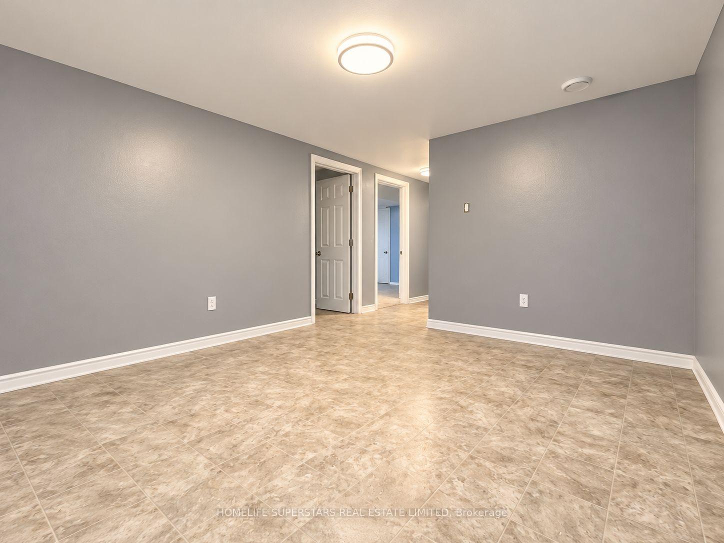Photo 6 of 17 Manning Street, St. Catharines, E. Chester — HOMEH