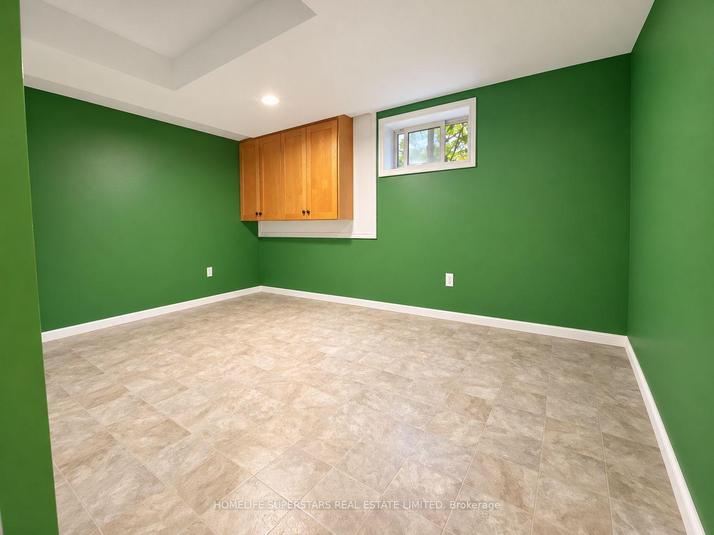 Photo 13 of 17 Manning Street, St. Catharines, E. Chester — HOMEH