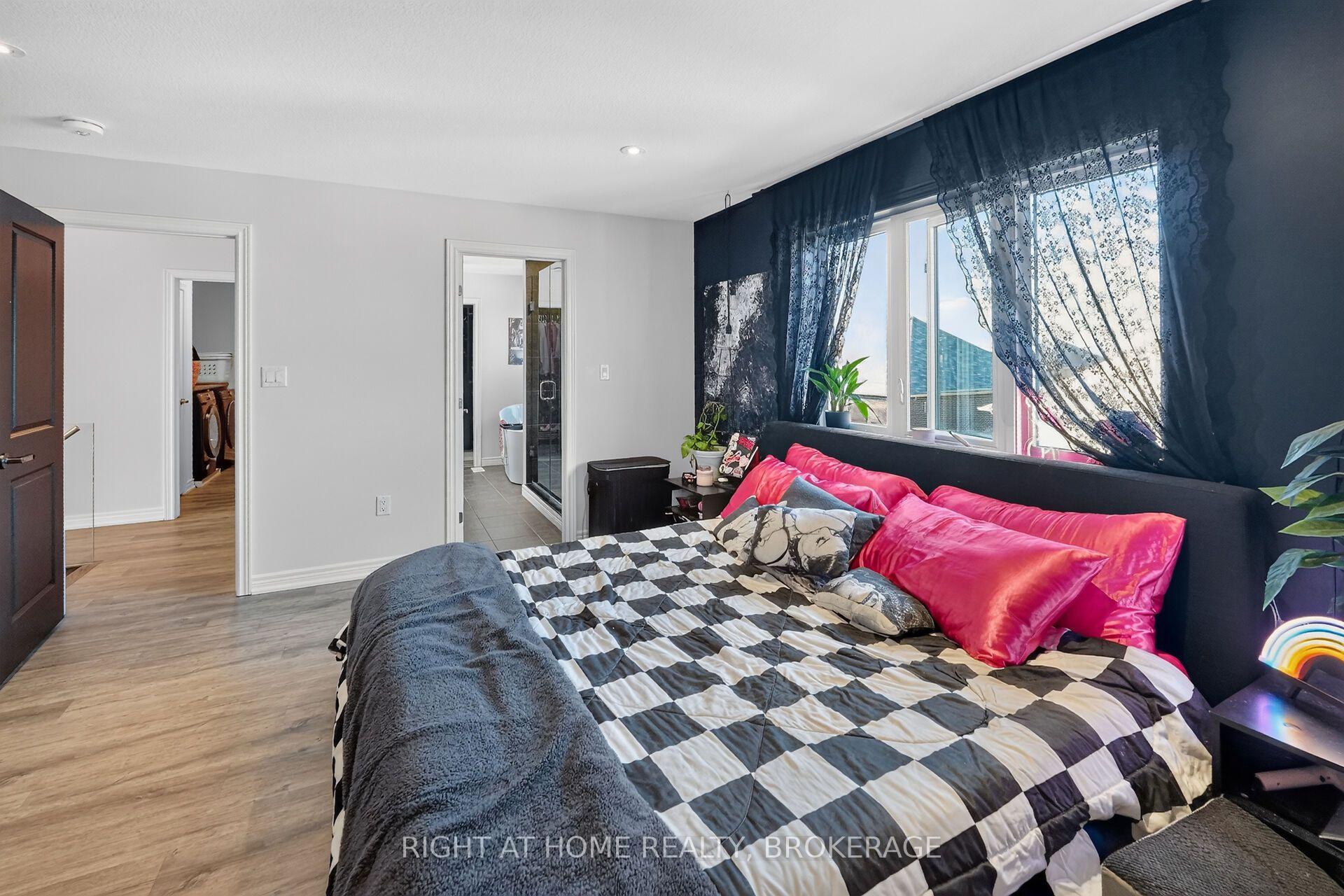 Photo 22 of 4069 Brock Street N, Lincoln, Beamsville — HOMEH