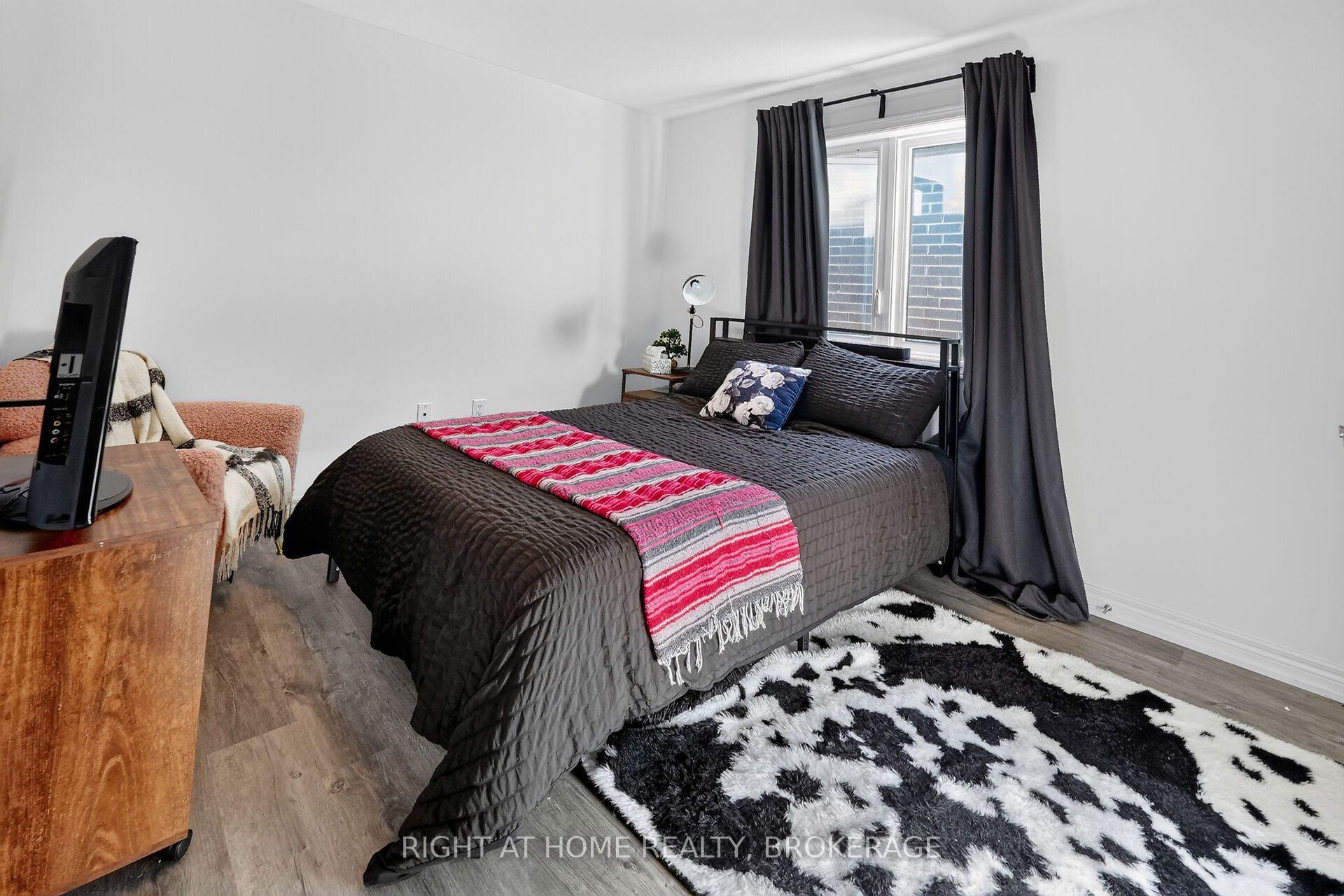 Photo 26 of 4069 Brock Street N, Lincoln, Beamsville — HOMEH