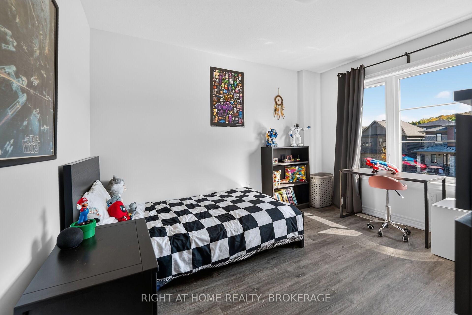 Photo 27 of 4069 Brock Street N, Lincoln, Beamsville — HOMEH