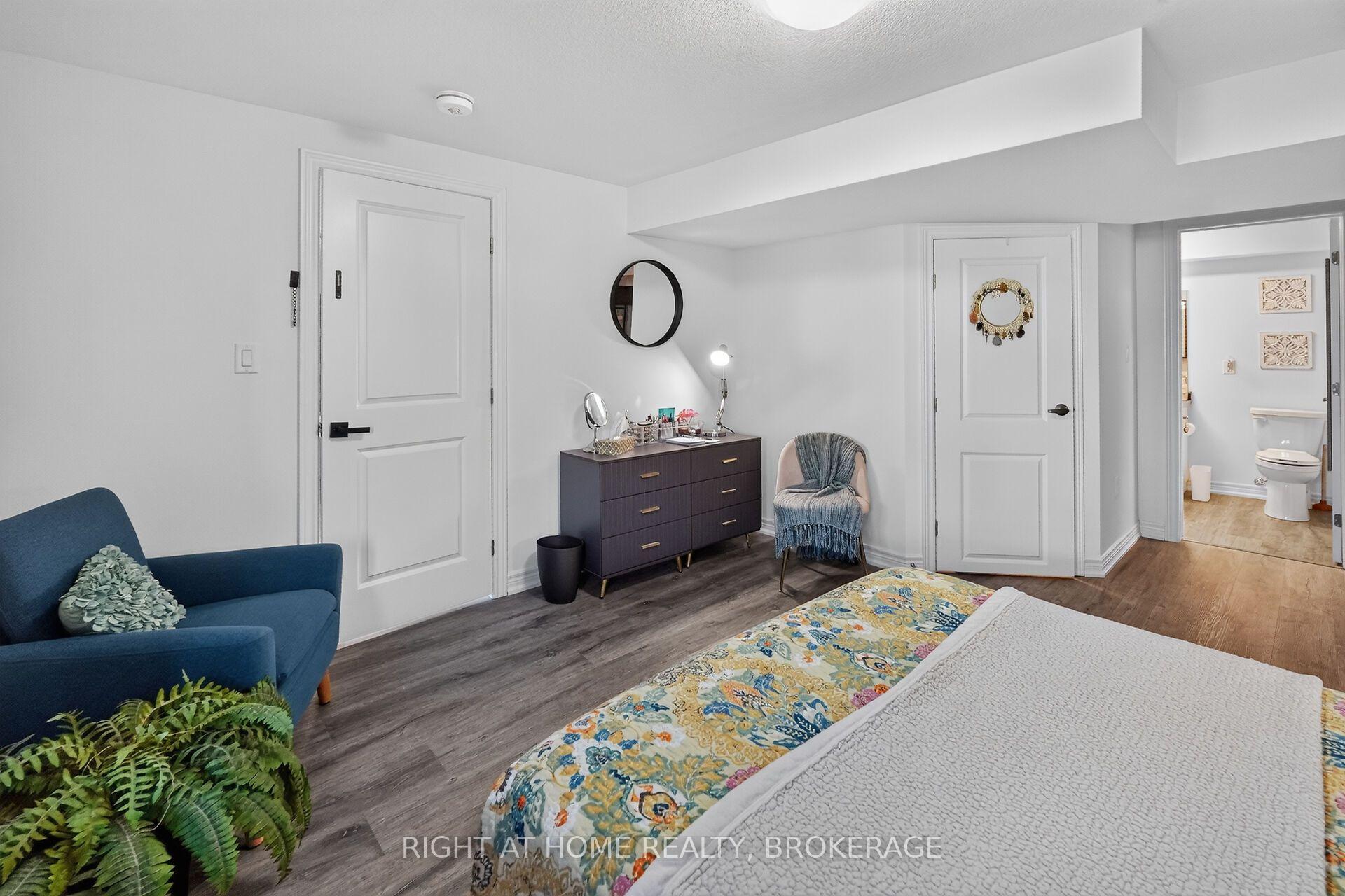 Photo 37 of 4069 Brock Street N, Lincoln, Beamsville — HOMEH