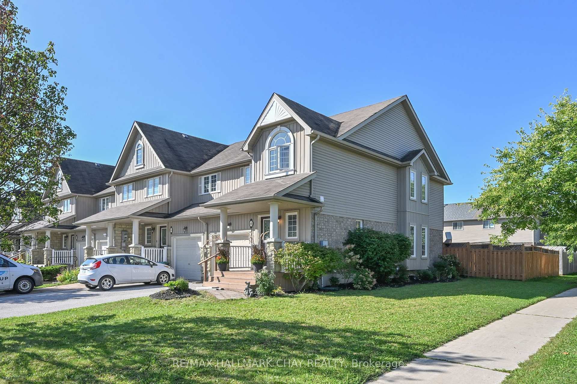 Photo 3 of 66 Warman Street, New Tecumseth, Alliston — HOMEH