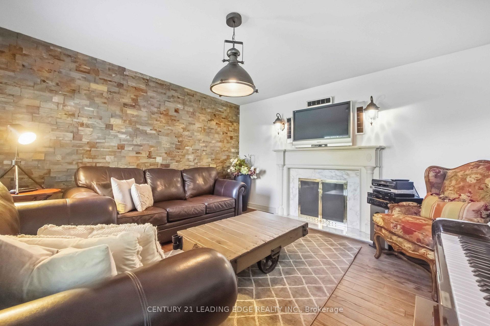 Photo 8 of 7 Alta Drive, Uxbridge, Rural Uxbridge — HOMEH