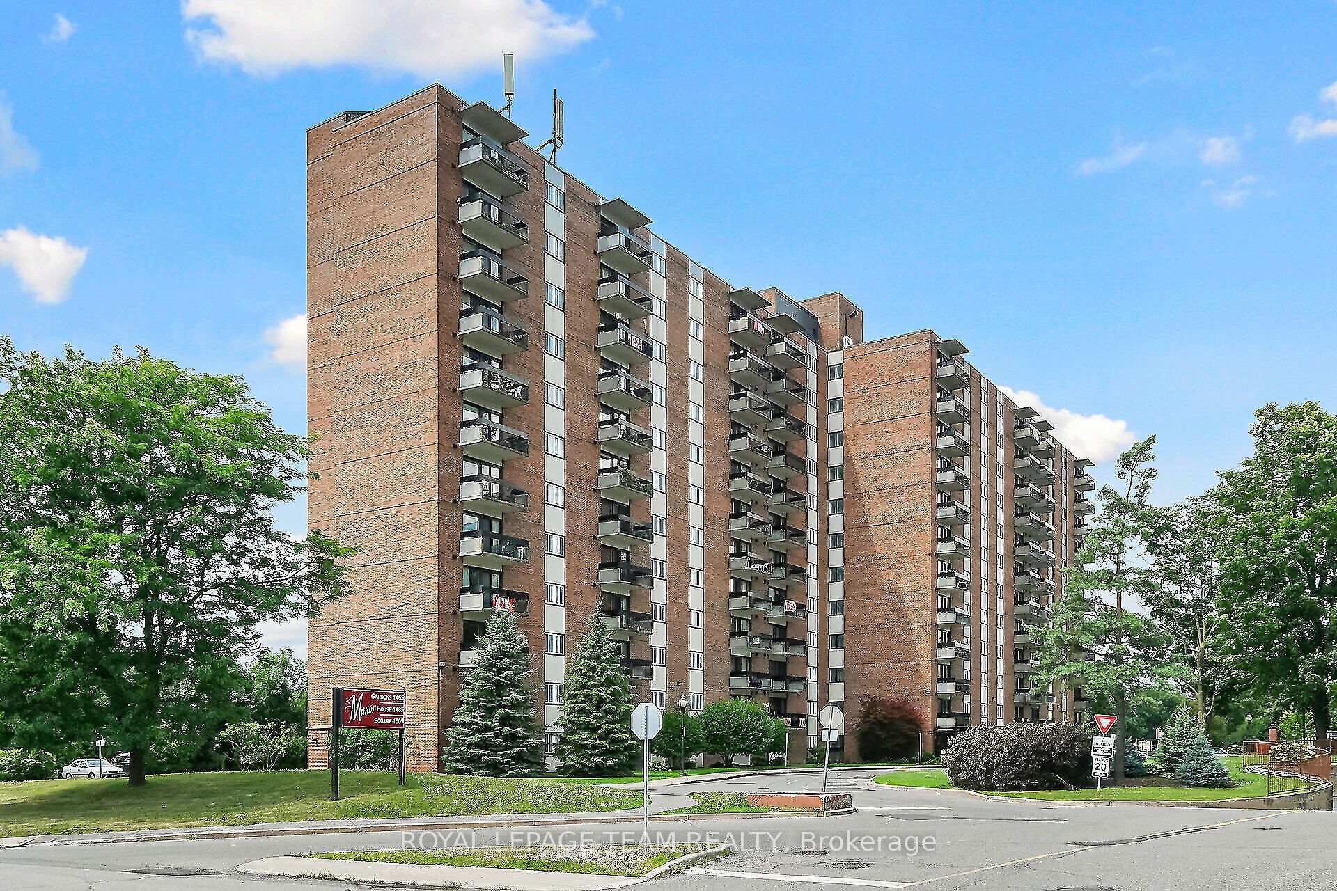 Photo of Unit 412, 1505 Baseline Road