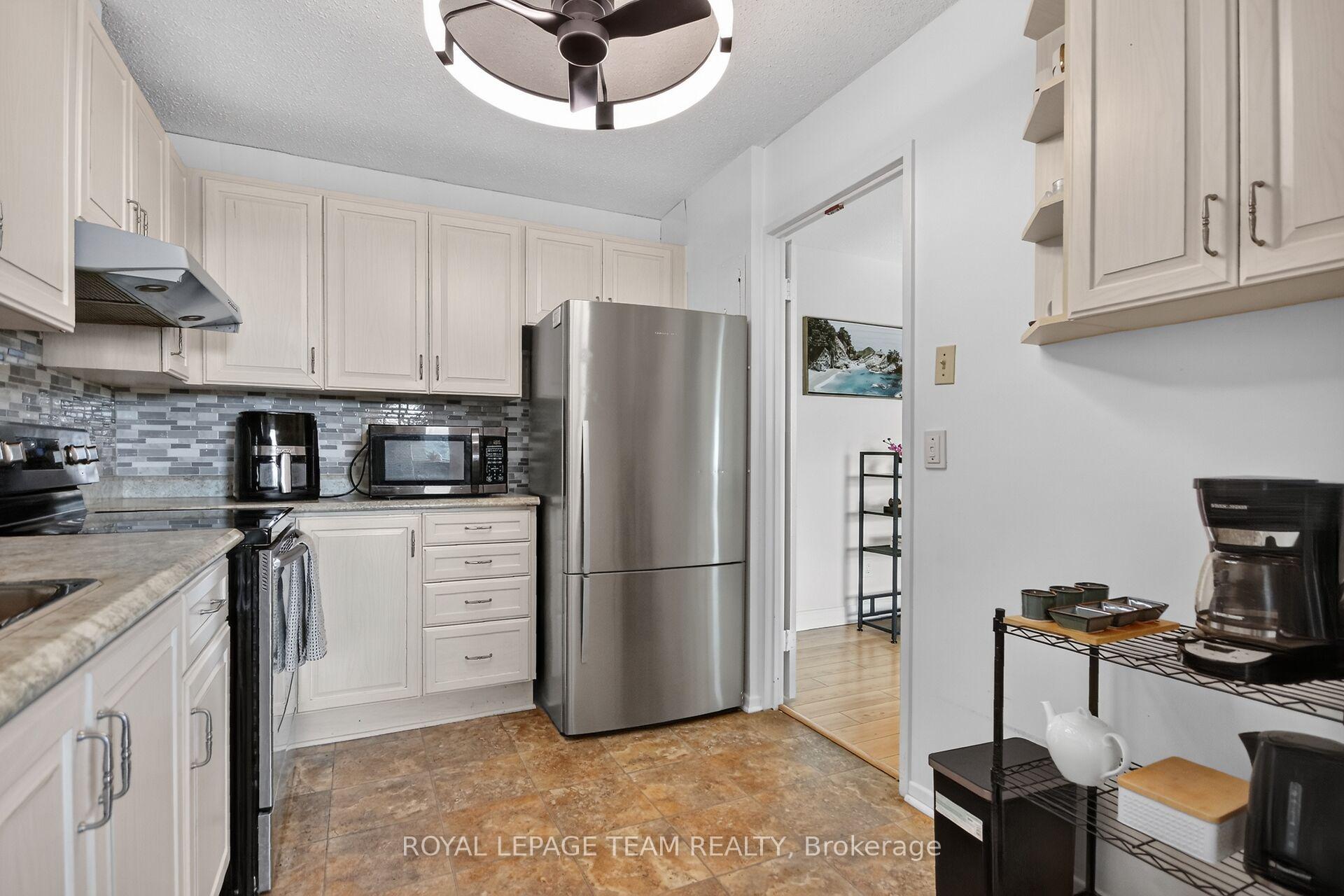 Photo 13 of Unit 412, 1505 Baseline Road, Ottawa, Copeland Park — HOMEH