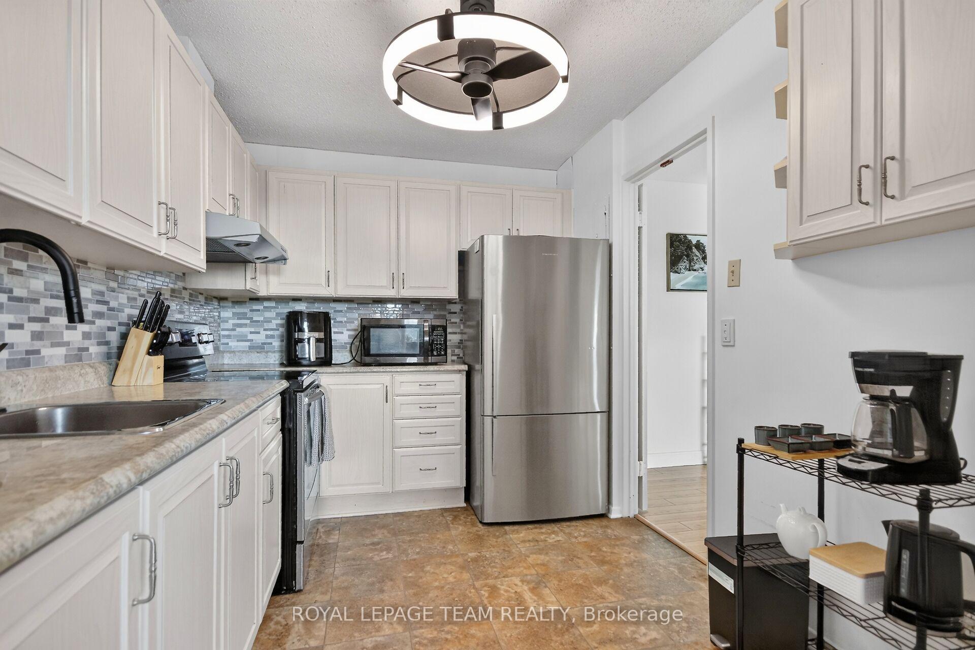 Photo 16 of Unit 412, 1505 Baseline Road, Ottawa, Copeland Park — HOMEH