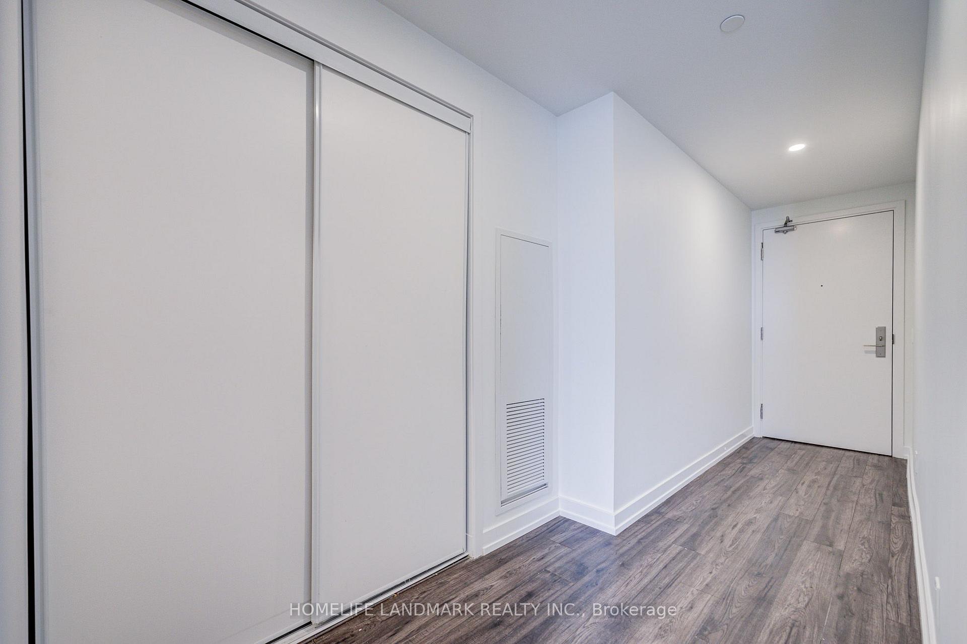 Photo 4 of Unit 601, 33 Helendale Avenue, Toronto, Yonge-Eglinton — HOMEH