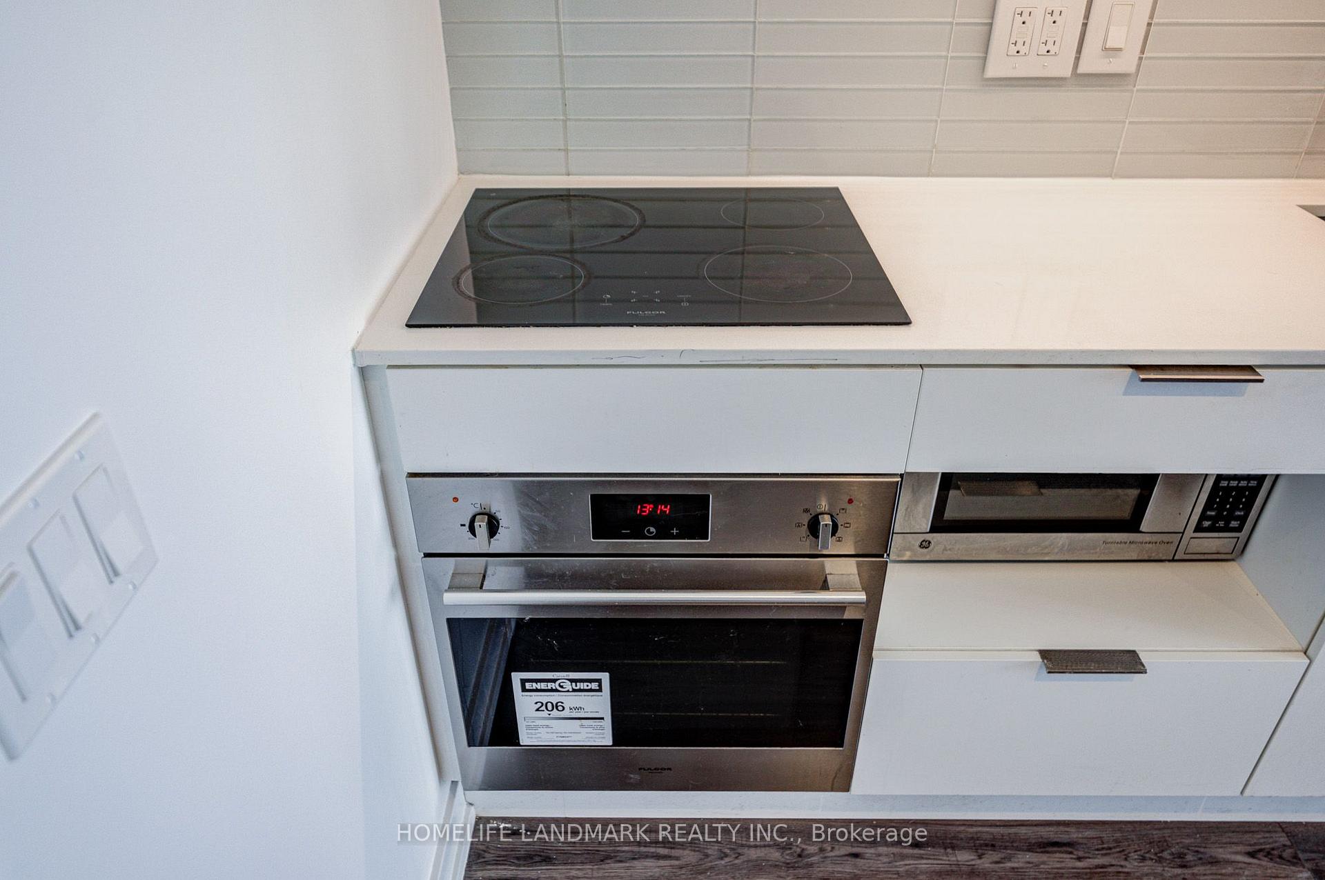 Photo 12 of Unit 601, 33 Helendale Avenue, Toronto, Yonge-Eglinton — HOMEH