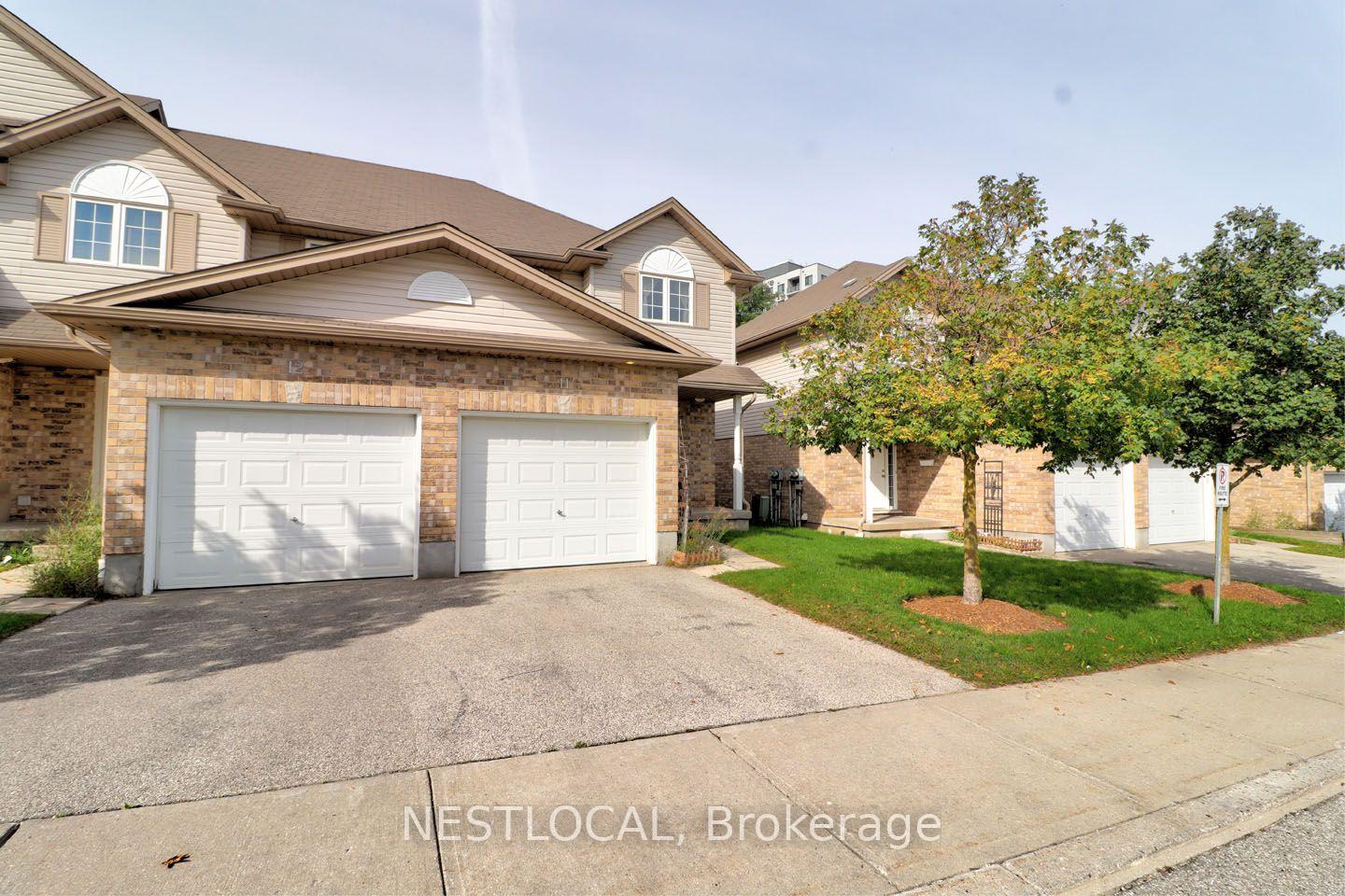 Photo 2 of Unit 11, 10 Fallowfield Drive, Kitchener, Country Hills East — HOMEH