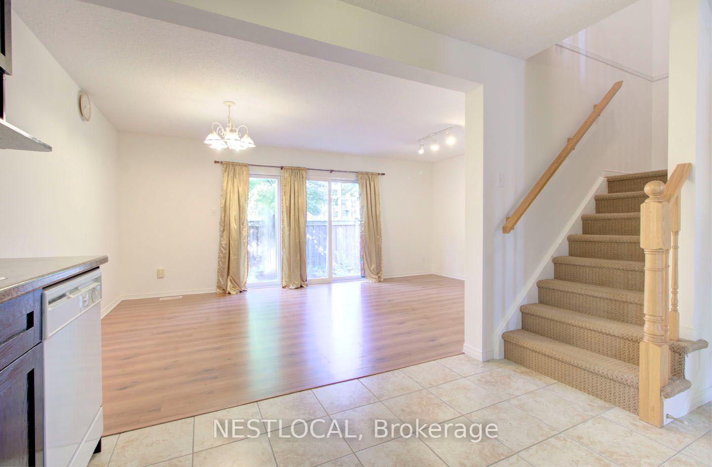 Photo 10 of Unit 11, 10 Fallowfield Drive, Kitchener, Country Hills East — HOMEH