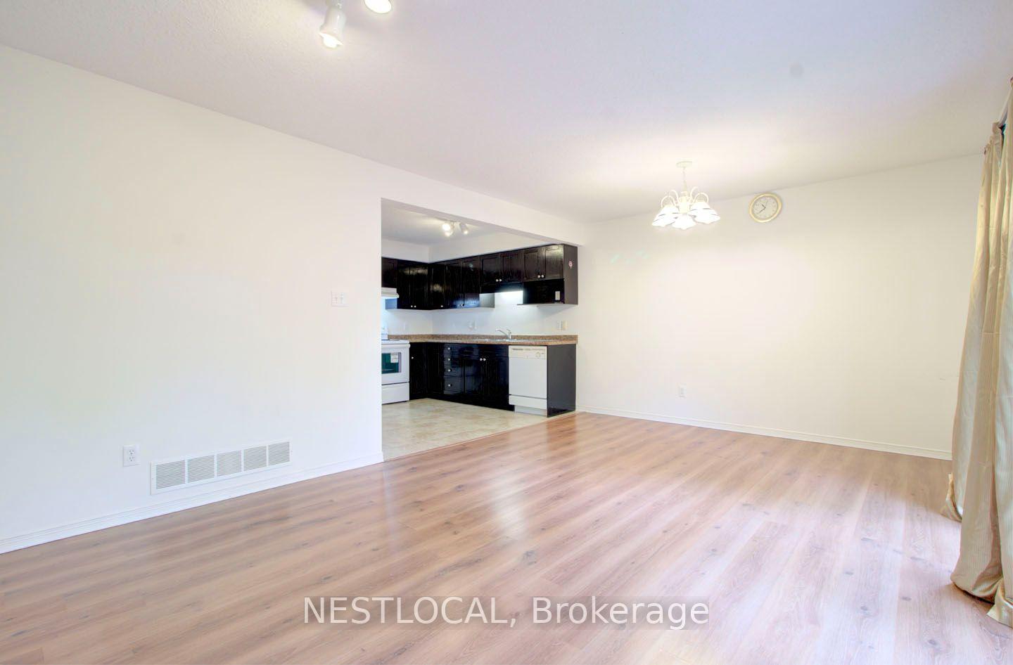 Photo 14 of Unit 11, 10 Fallowfield Drive, Kitchener, Country Hills East — HOMEH