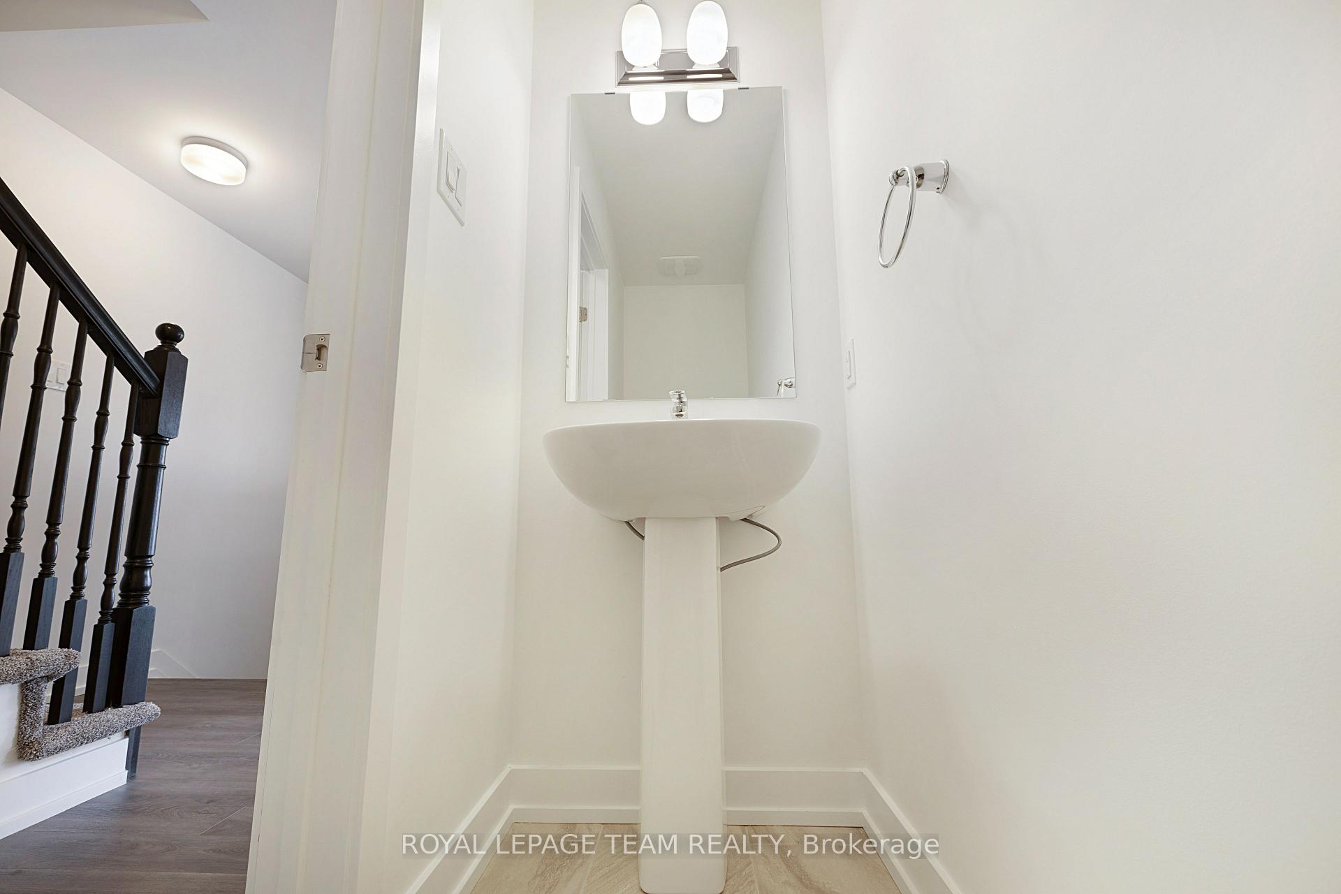Photo 11 of 1022 Chapman Mills Drive, Ottawa, Barrhaven - Heritage Park — HOMEH