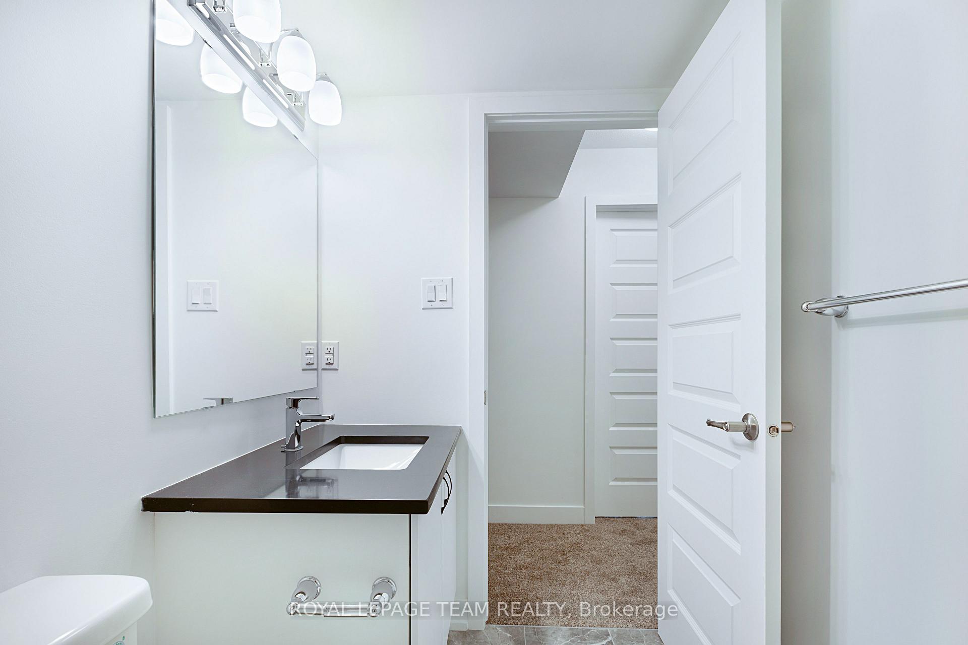 Photo 14 of 1022 Chapman Mills Drive, Ottawa, Barrhaven - Heritage Park — HOMEH