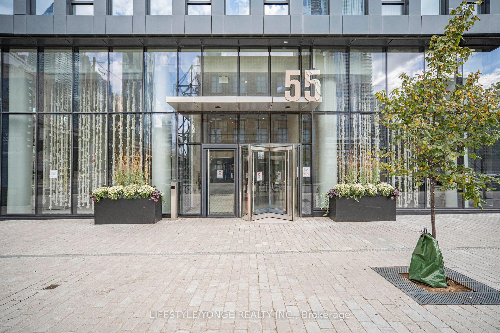 Photo 2 of Unit 2611, 55 Cooper Street, Toronto, Waterfront Communities — HOMEH