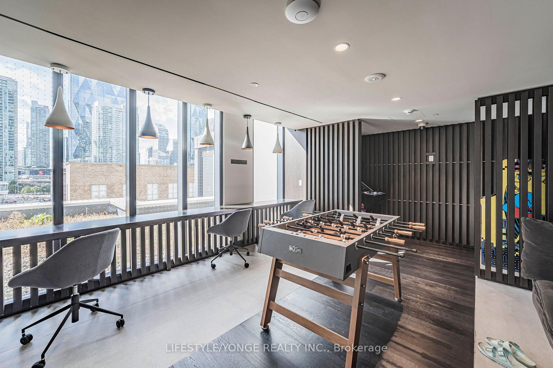 Photo 3 of Unit 2611, 55 Cooper Street, Toronto, Waterfront Communities — HOMEH