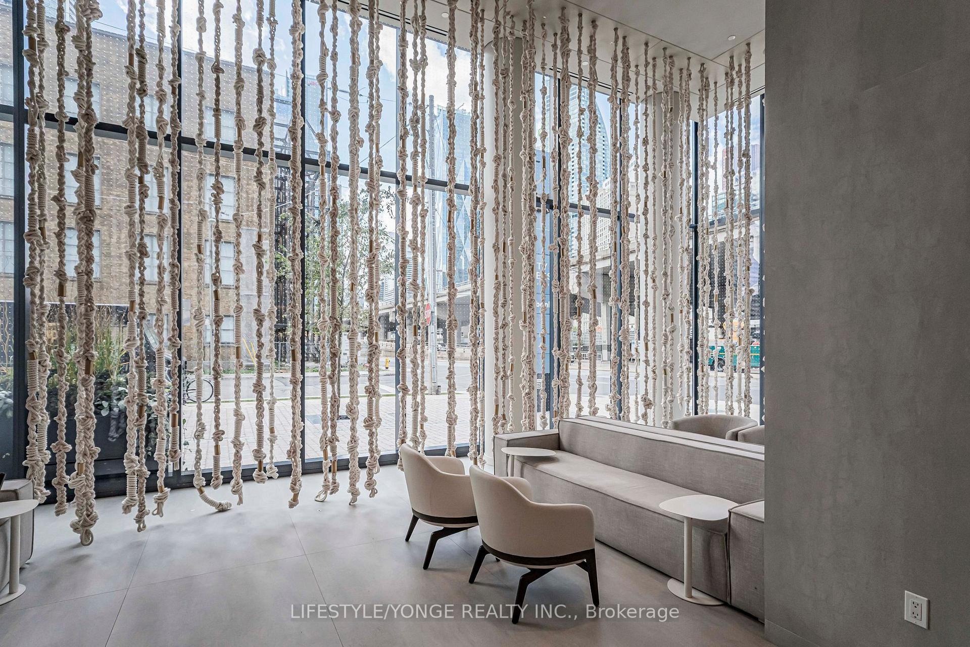 Photo 8 of Unit 2611, 55 Cooper Street, Toronto, Waterfront Communities — HOMEH